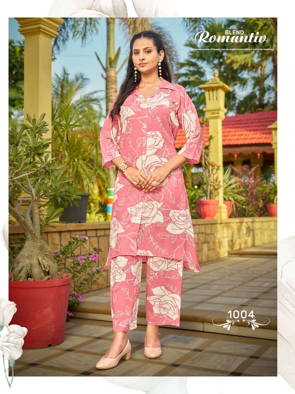 TRENDY TOUCH BY SANKHESWER IN RAYON PRINT A LINE COLLAR PATTERN WITH POCKET