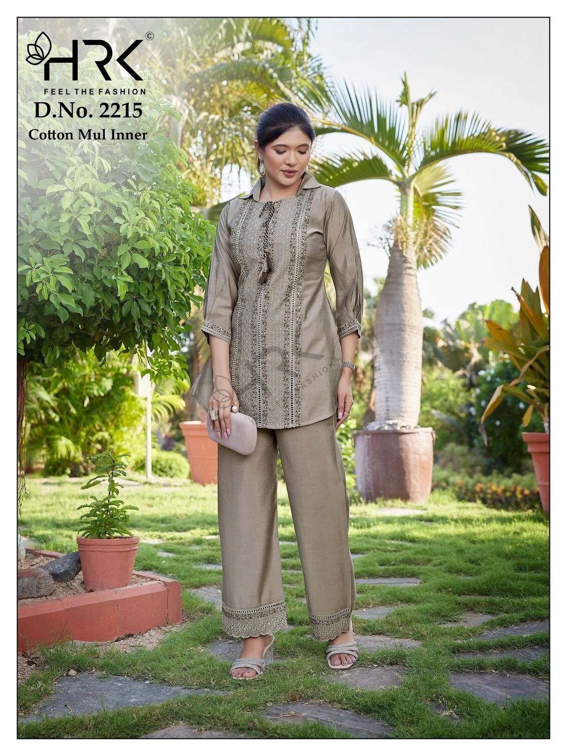 D.NO :- 2215 BY HRK IN ROMAN TWO TON PLAIN WITH EXCLUSIVE BORING EMBROIDERY WORK 