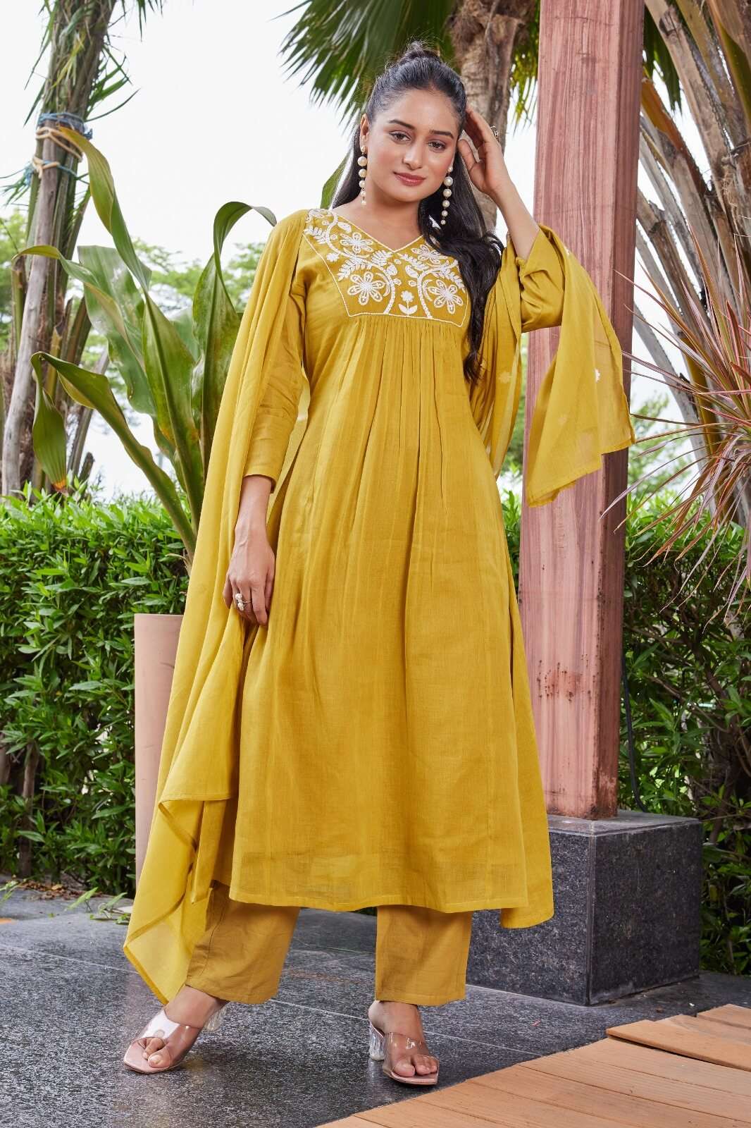 D.NO :- 2756 BY MCLOTHING IN MULL COTTON WITH SOFT COTTON INNER AND EMBROIDERY WORK