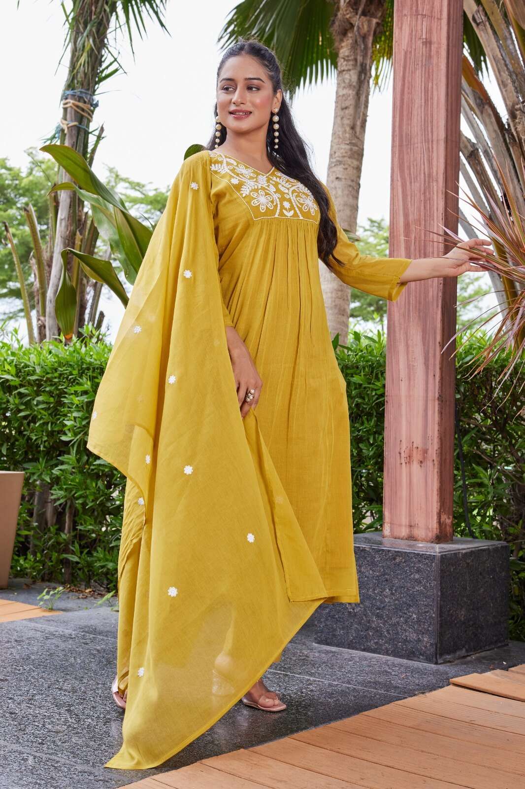 D.NO :- 2756 BY MCLOTHING IN MULL COTTON WITH SOFT COTTON INNER AND EMBROIDERY WORK