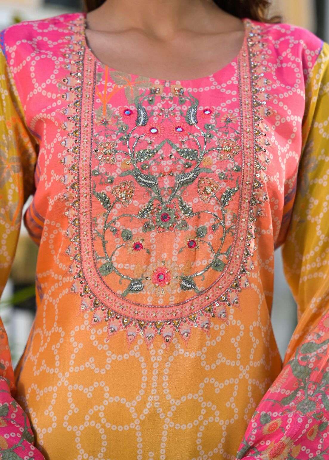 D.NO :- 4091 BY AFSANA IN PURE VISCOUS TRADITIONAL SUIT WITH PURE HAND WORK 