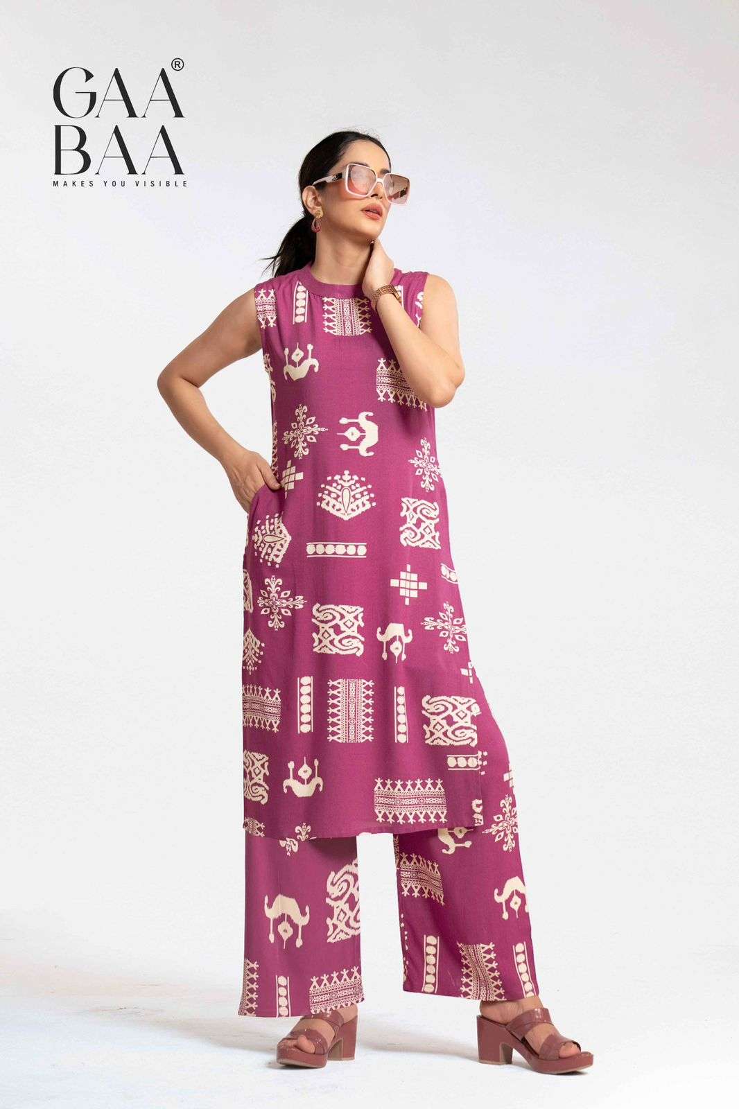 D.NO :- 931 BY GAABAA IN HEAVY RAYON PROCAINE PRINT CO-ORD SET WITH BACK ZIP
