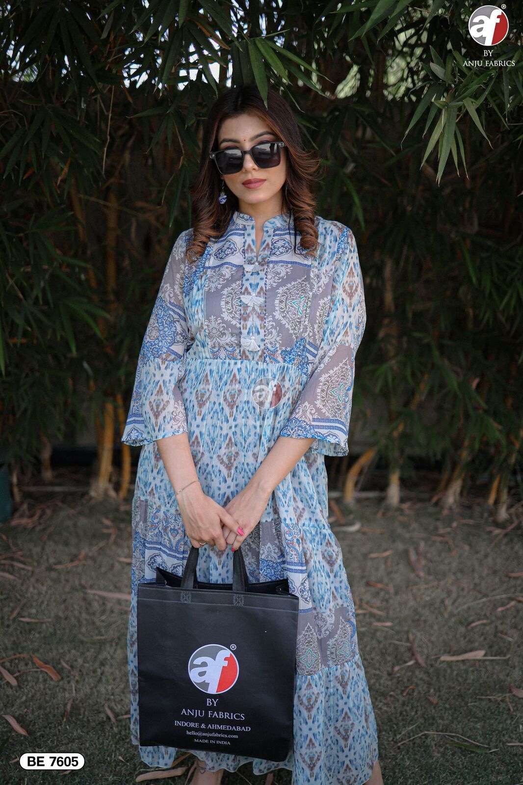 D.NO:- BE 7605 BY ANJU FABRICS IN PRINTED CHIFFON WITH PURE COTTON INNER ONE PIECE GOWN