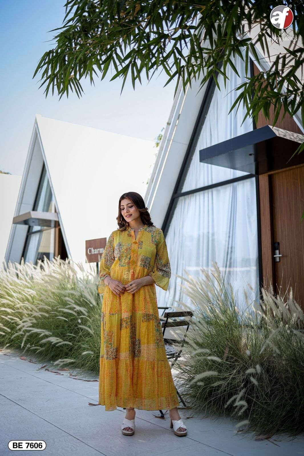 D.NO:- BE 7606 BY ANJU FABRICS IN PRINTED CHIFFON WITH PURE COTTON INNER ONE PIECE GOWN