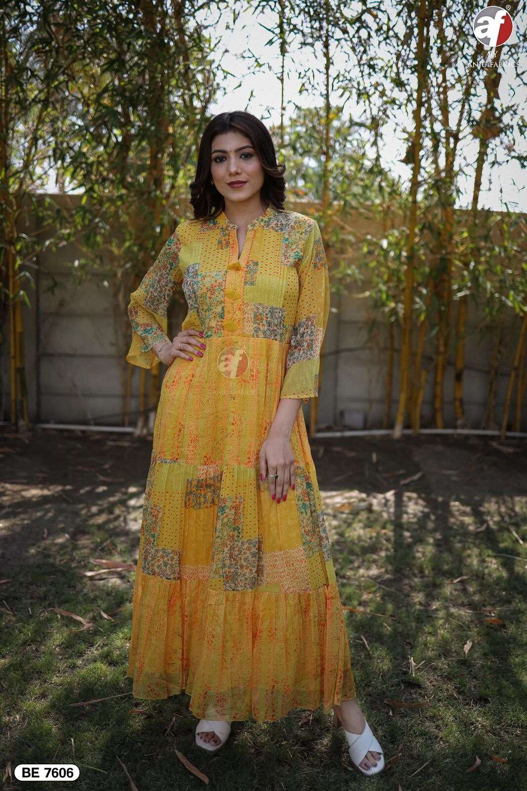 D.NO:- BE 7606 BY ANJU FABRICS IN PRINTED CHIFFON WITH PURE COTTON INNER ONE PIECE GOWN