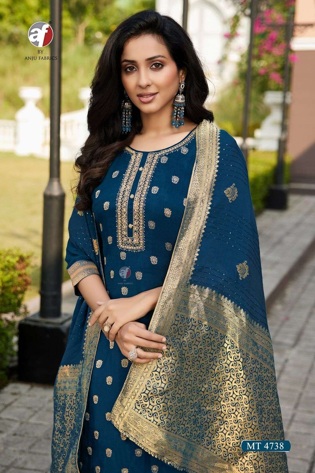 D.NO:- MT 4738 BY ANJU FABRICS IN PURE DOLA SILK WITH JACQUARD DUPATTA AND HEAVY HANDWORK 
