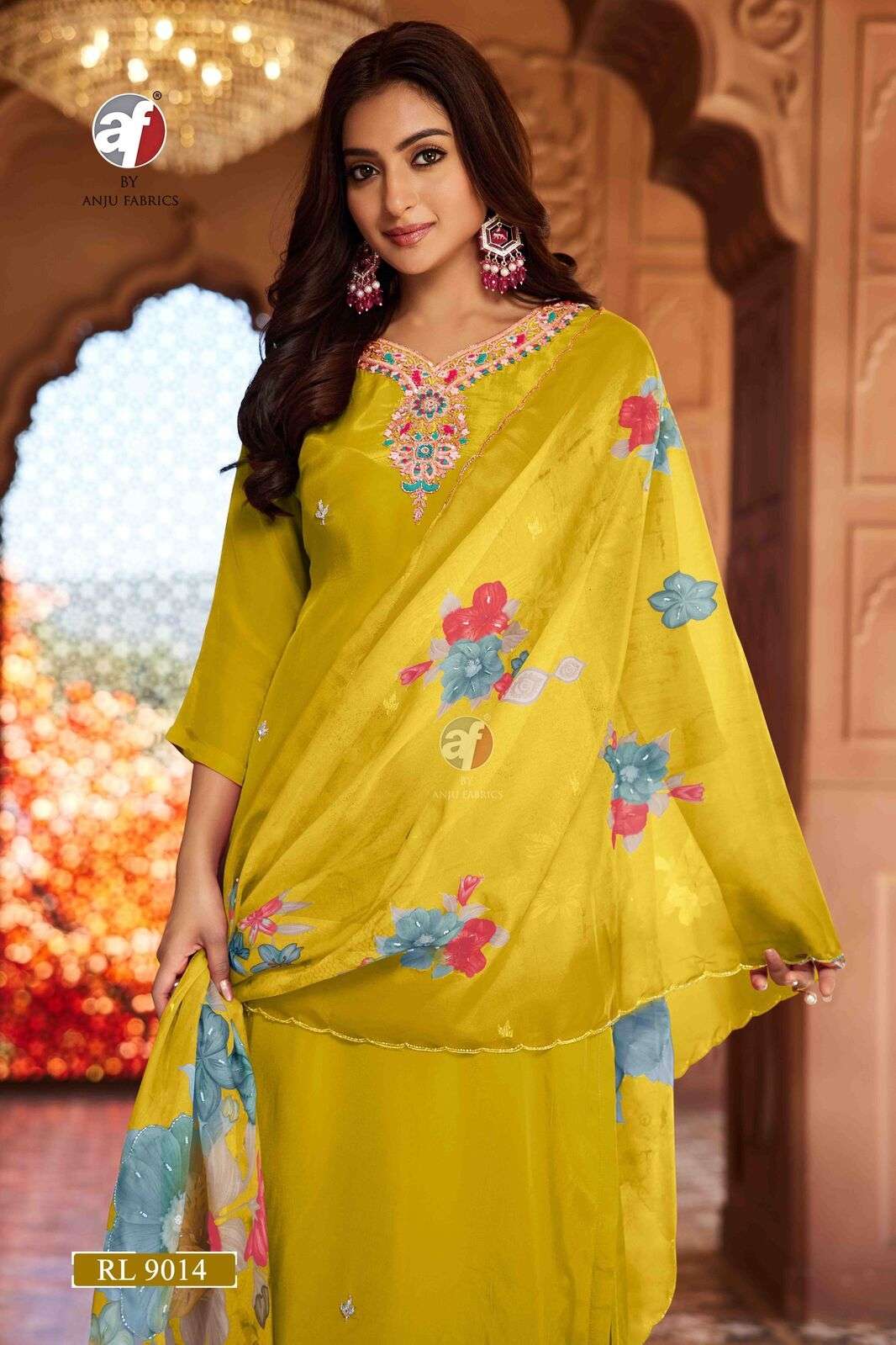 D.NO:- RL 9014 BY ANJU FABRICS IN PURE NATURAL CREPE KURTI PANT WITH ORGANZA DUPATTA