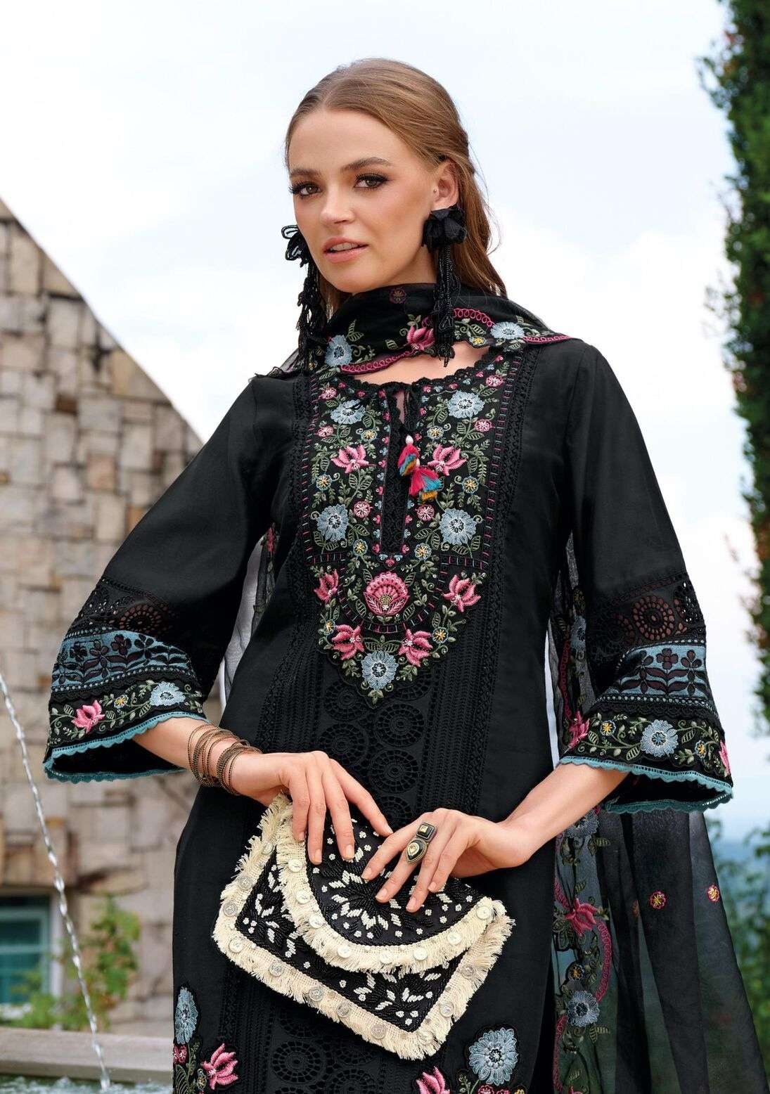 ESTIVA BY KAILEE FASHION IN PURE VISCOSE ORGANZA WITH  DESGINER WORK STYLE KIRTI PANT & DUPATTA