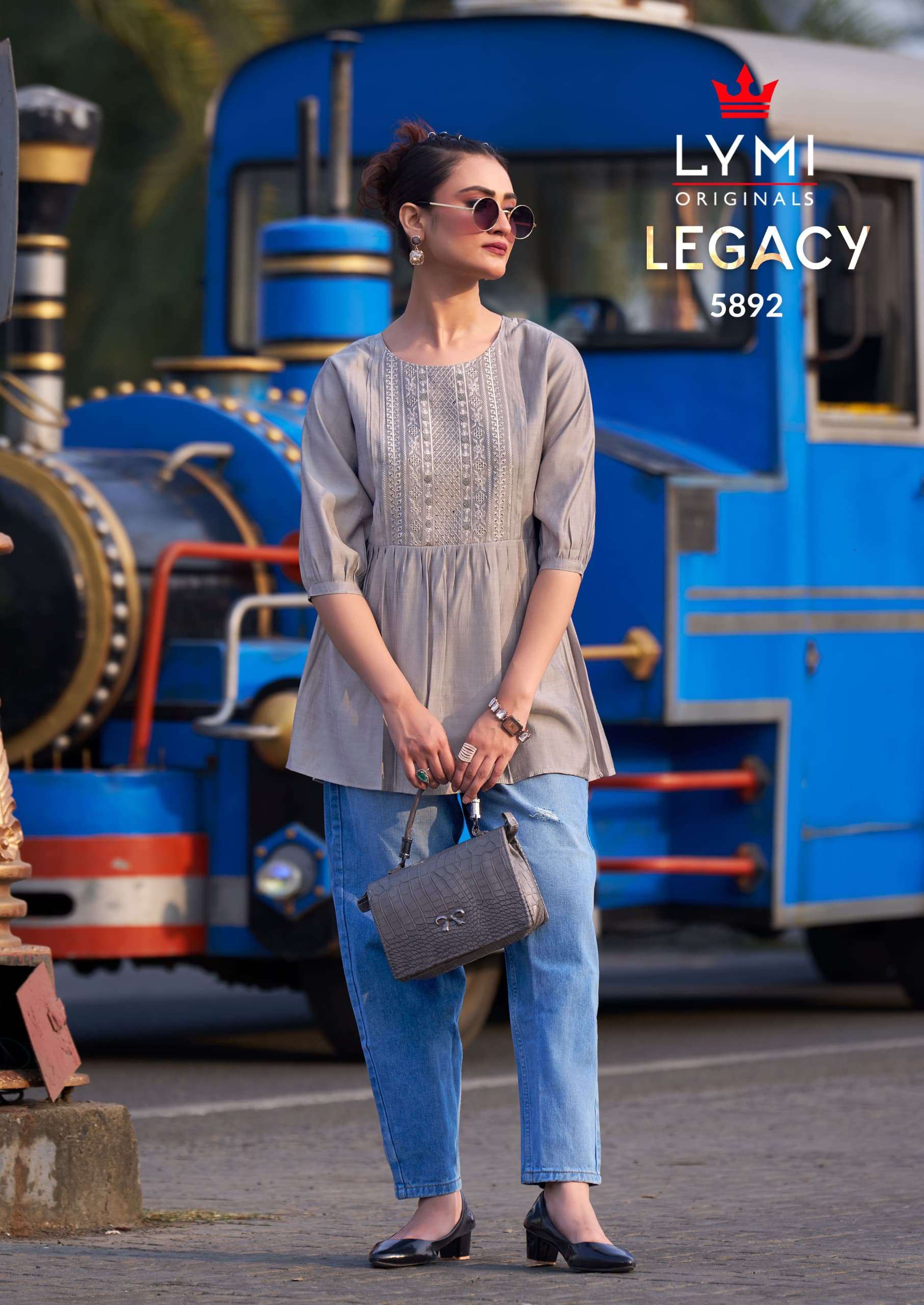 LEGACY BY RANGOON IN SILK WITH WORK AND FULL INNER 