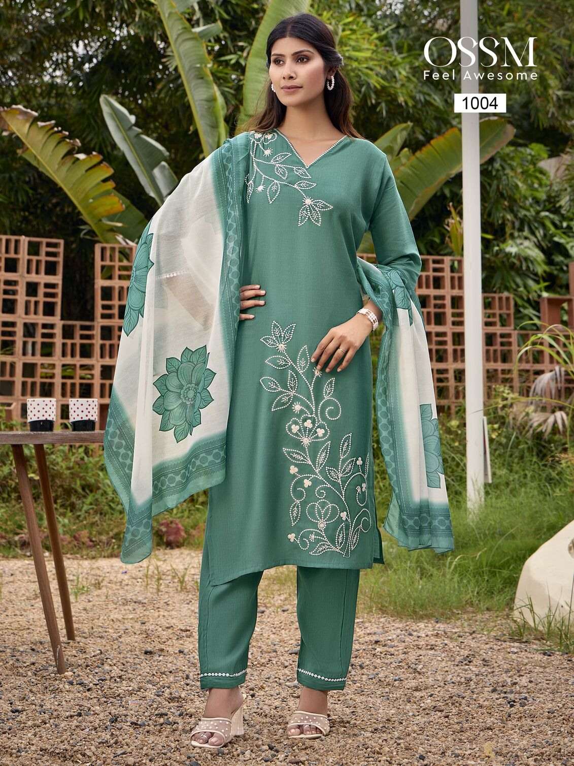 NOOR BY OSSM IN VISCOSE VATICAN SILK WITH HEAVY EMBROIDERY AND PANR POCKET 