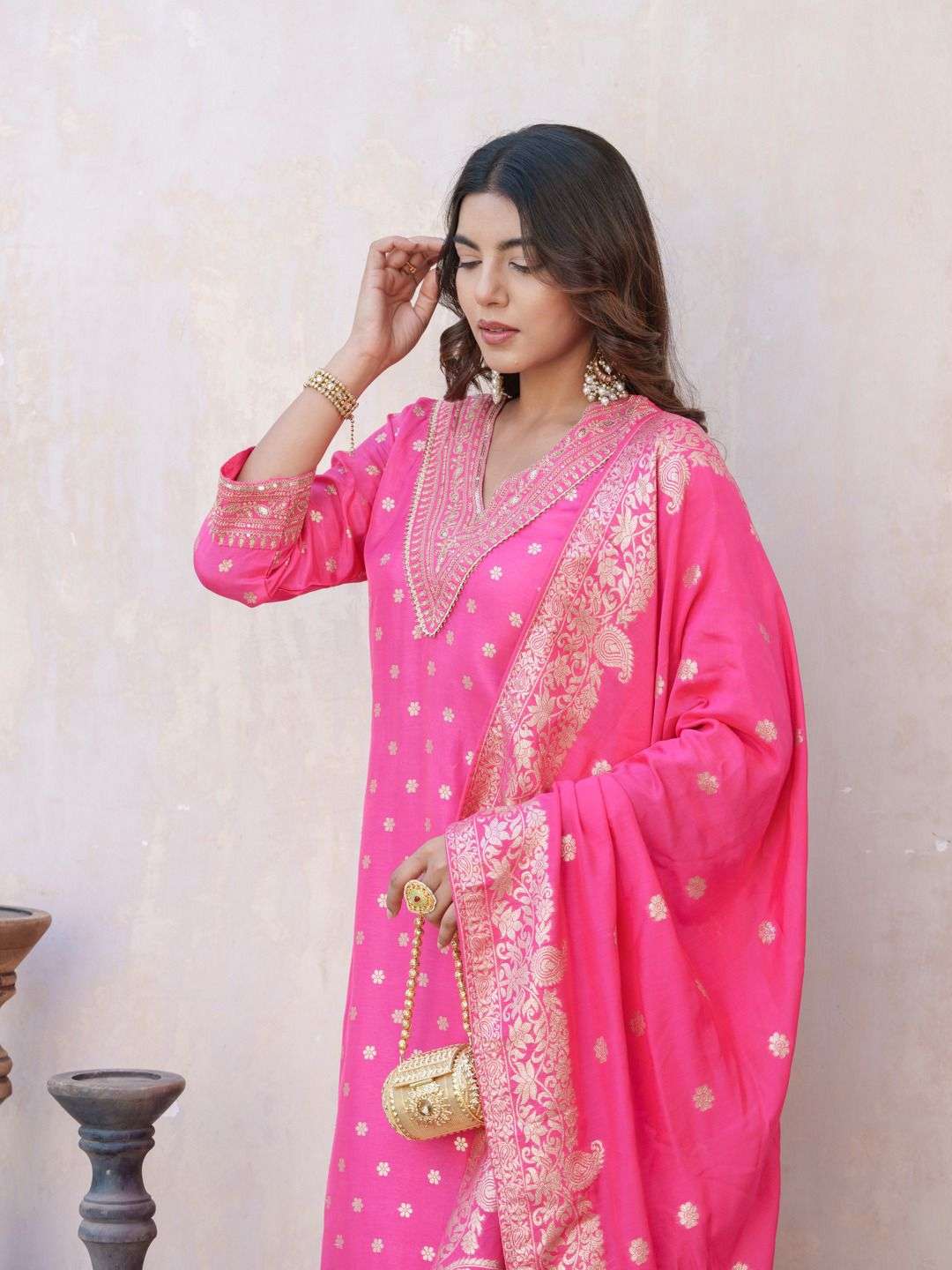 RANI BY TEXOFAB IN VISCOSE DOLA SALWAR SUITS WITH DOLLA JACQUARD DUPATTA 