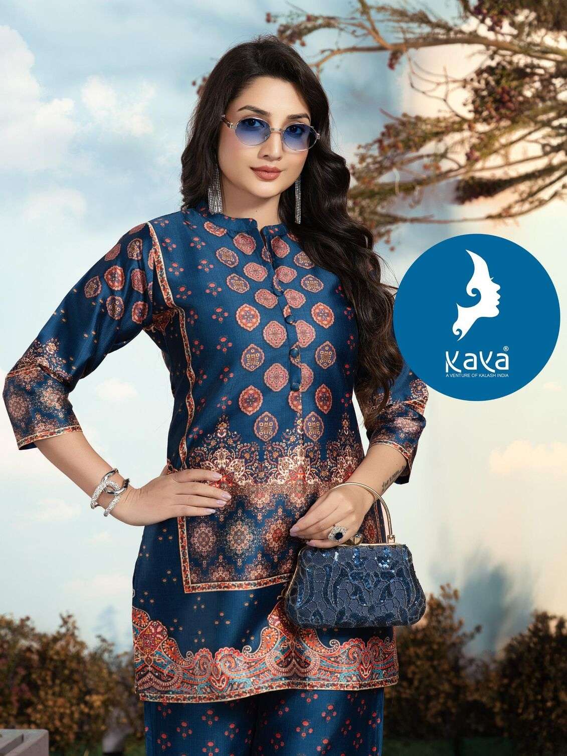 AANVI BY KAYA KURTI IN VERTICAN DIGITAL PRINT 2 PIECE CO-ORD SET CONCEPT 