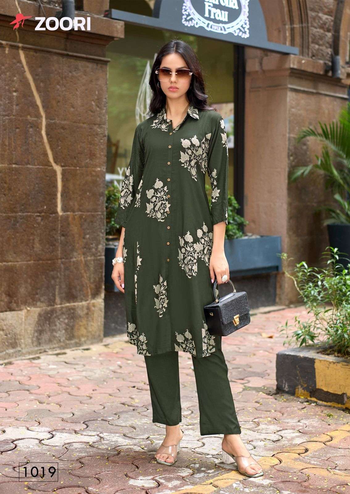 ALEXA VOL-4 BY ZOORI IN RAYON PRINT STYLES CO-ORD SET 