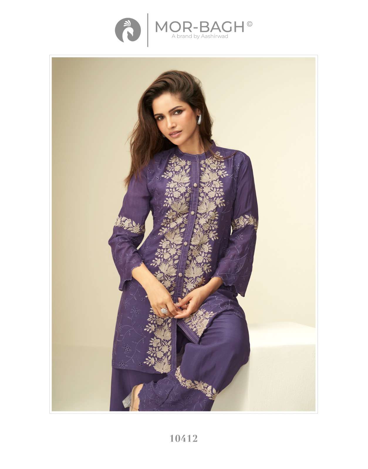 AMULAYA BY AASHIRWAD CREATION IN PREMIUM CHINON SILK WITH EMBROIDERY WORK 