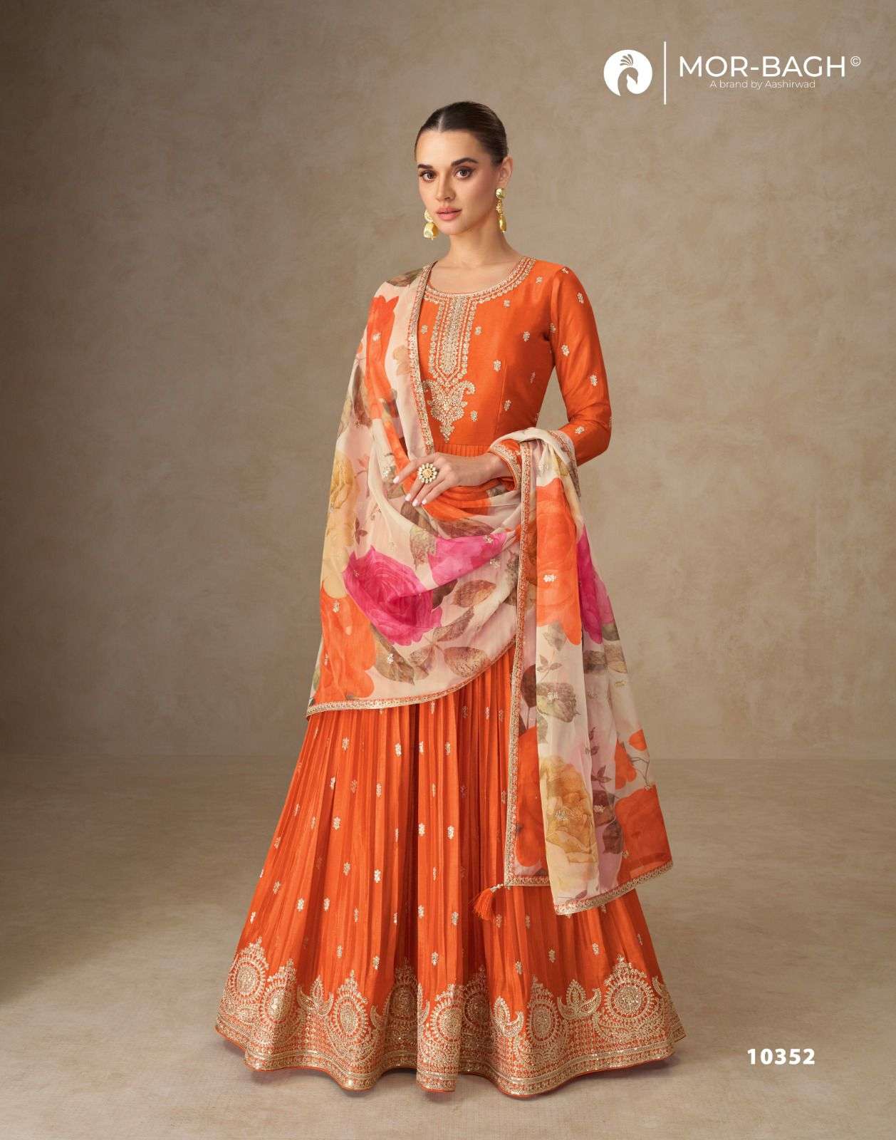 ANMOL BY AASHIRWAD CREATION IN PREMIUM CHINON SILK WITH HEAVY EMBROIDERY WORK 