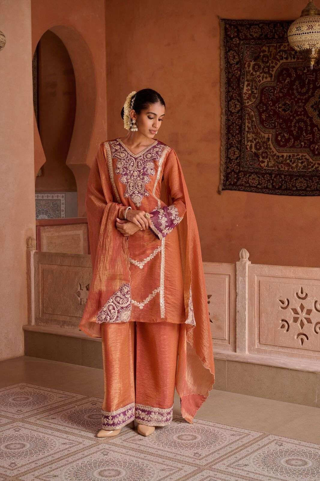 D.NO :- 1398 TO 1402 BY TEXOFAB IN SHIMMER CRUSH & COTTON LINING WITH EMBROIDERY WORK 