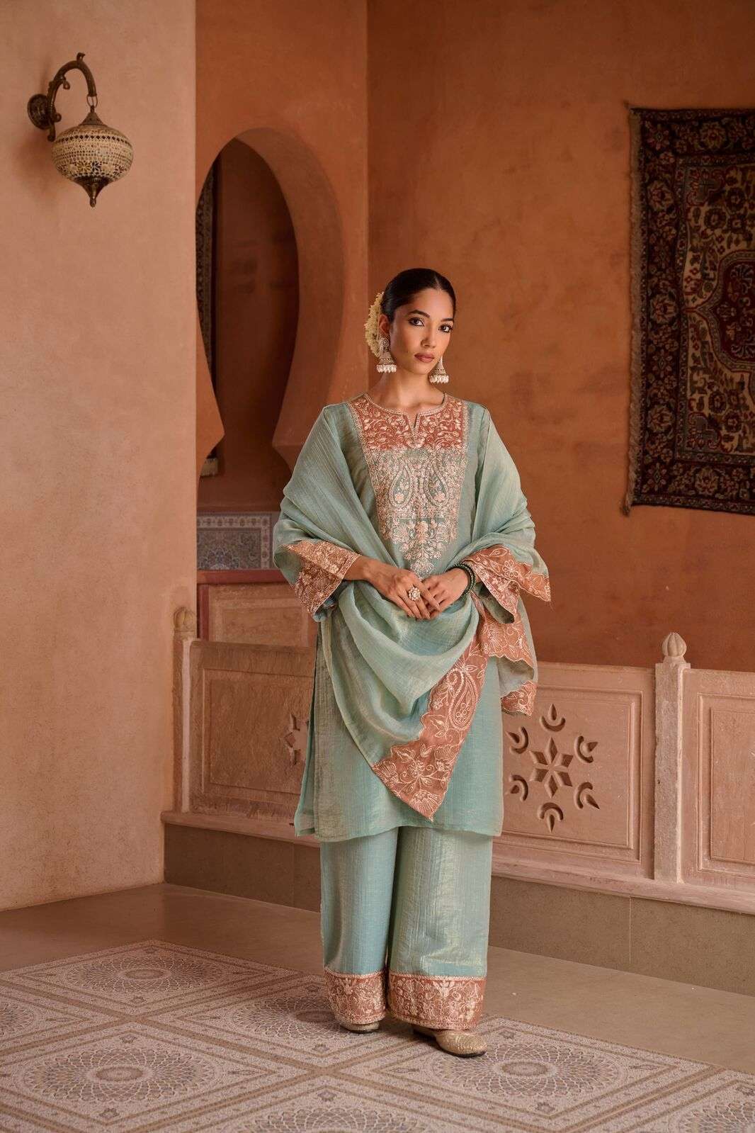 D.NO :- 1398 TO 1402 BY TEXOFAB IN SHIMMER CRUSH & COTTON LINING WITH EMBROIDERY WORK 