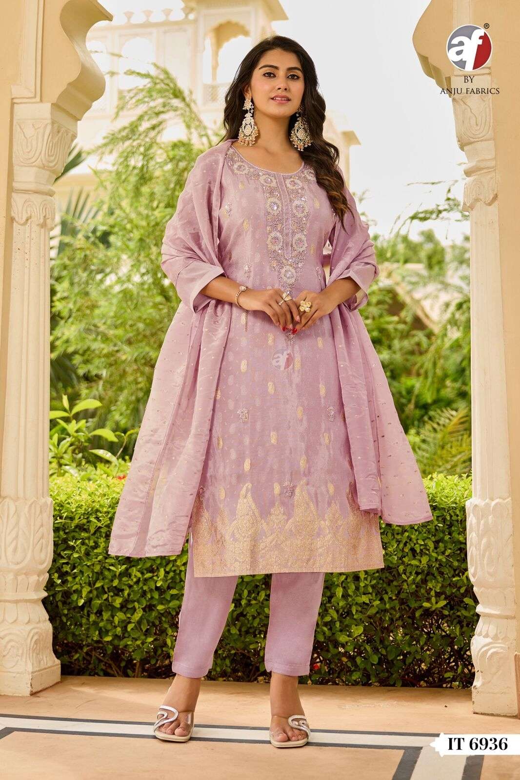 D.NO:- IT 6936 BY ANJU FABRICS IN PURE TISSUE SHIMMER WITH JACQUARD AND PURE HANDWORK