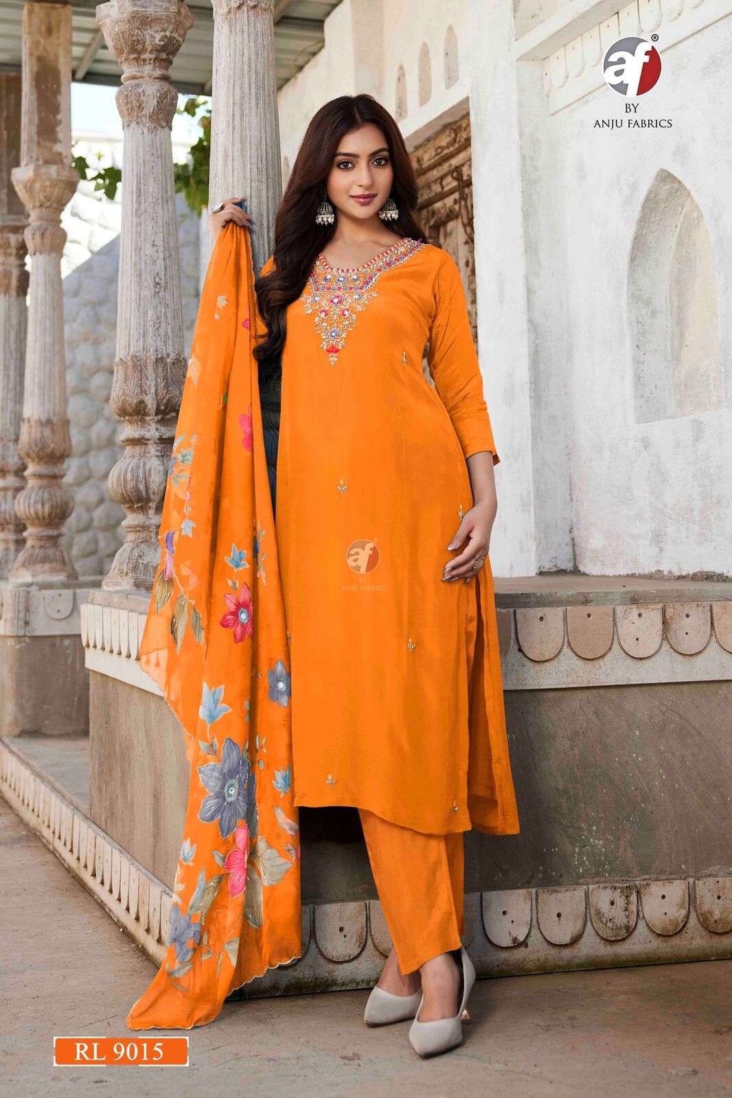 D.NO:- RL 9015 BY ANJU FABRICS IN PURE NATURAL CREPE KURTI PANT WITH ORGANZA DUPATTA