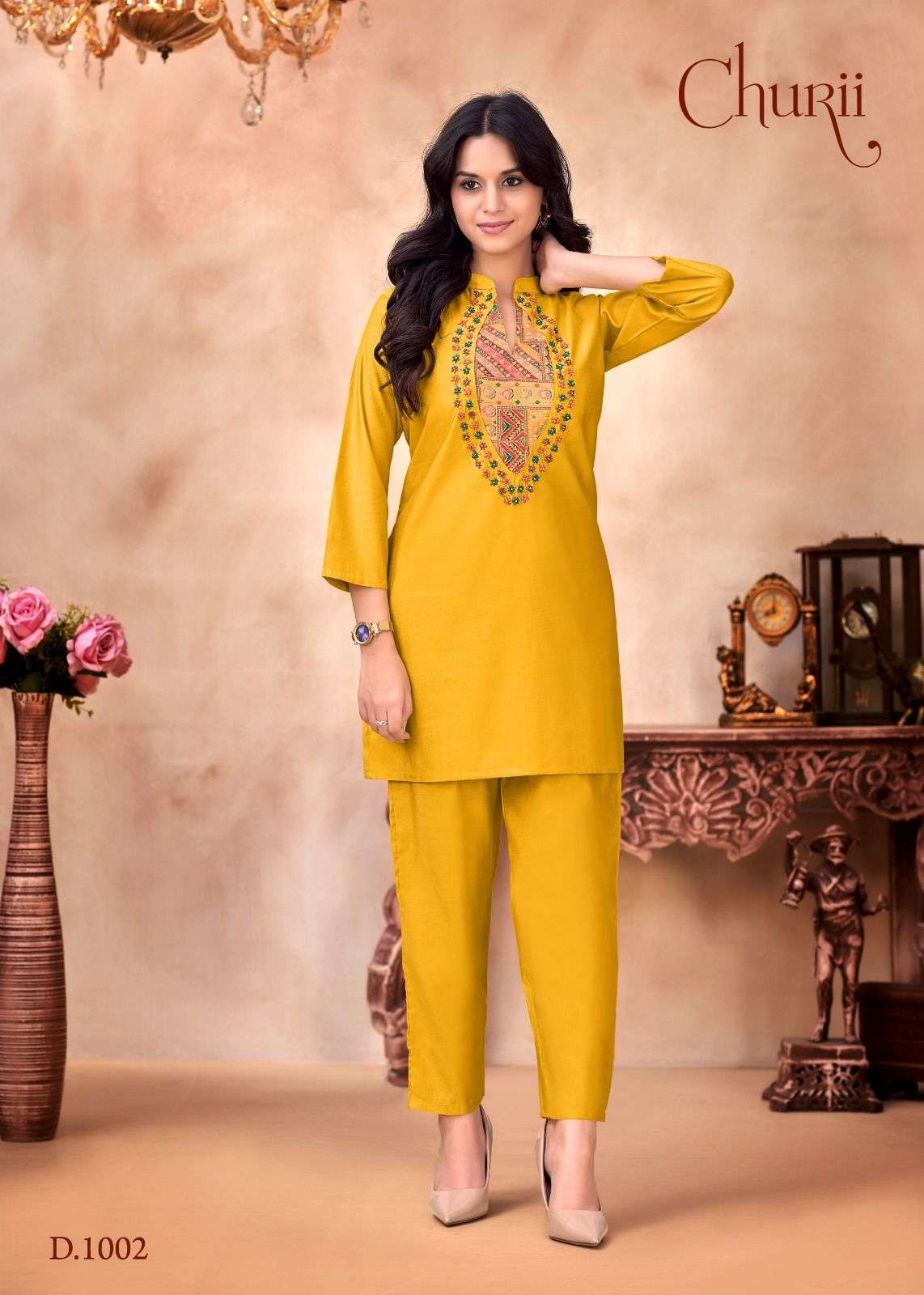 DAFFODIL BY CHURII IN DENTING GADWAL SOFT FEEL WITH POCKETS AND HANDWORK 