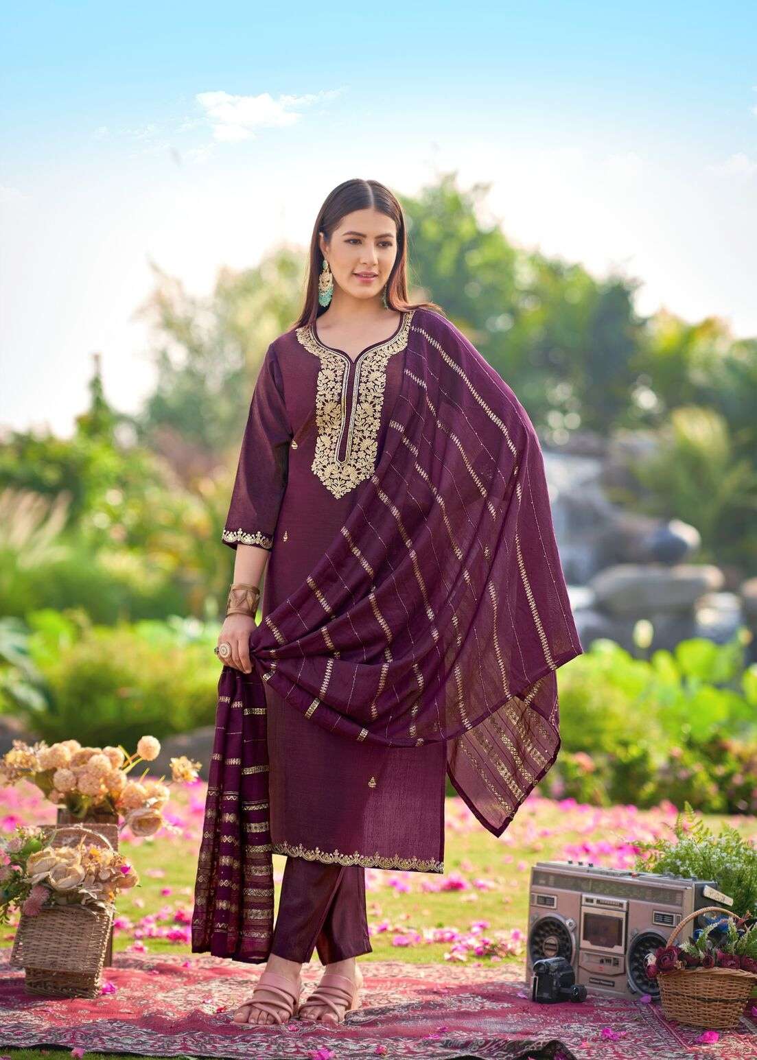 DILBARA BY TEXOFAB IN SIMMER ROMAN WITH QUARDING EMBROIDERY WITH FANCY LACE 