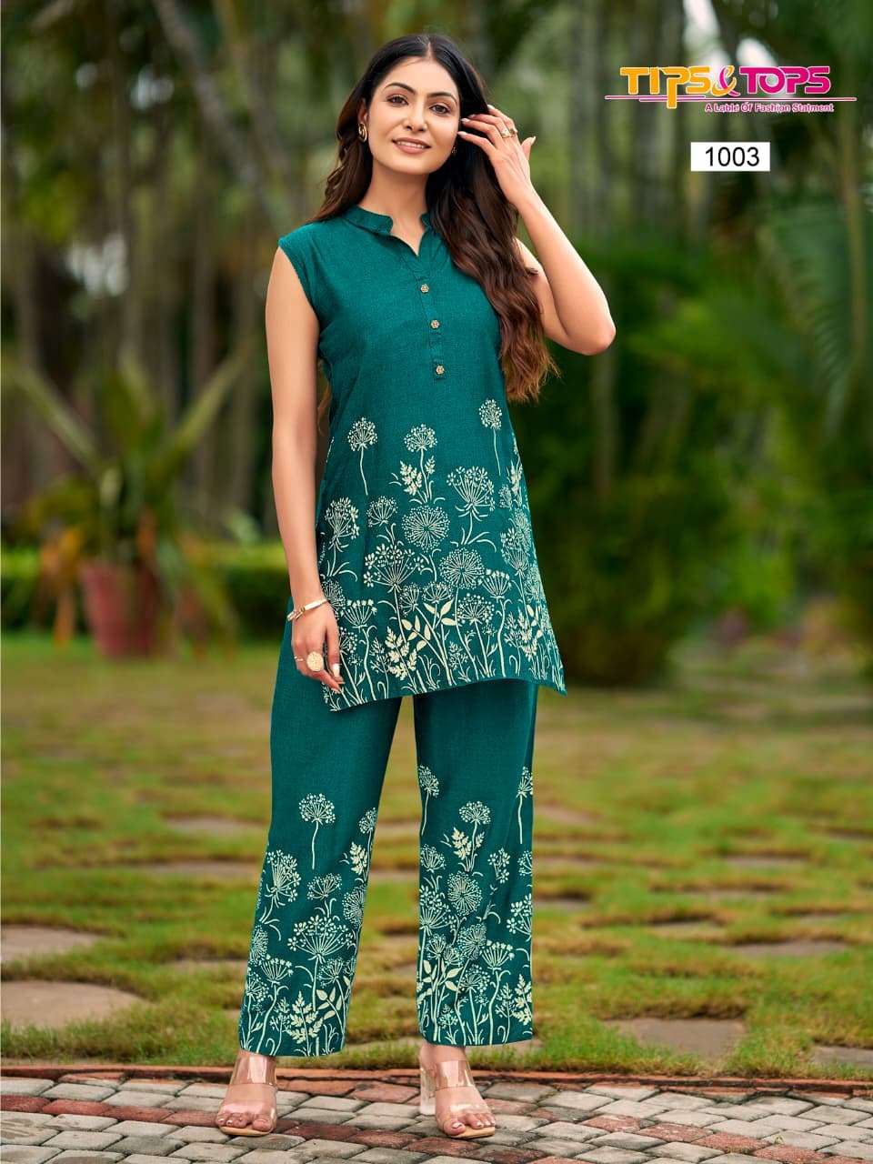 FESTIVE BEAUTY BY TIPS & TOPS IN RAYON PRINT FESTIVE COLLECTION WITH CO-ORD SET 