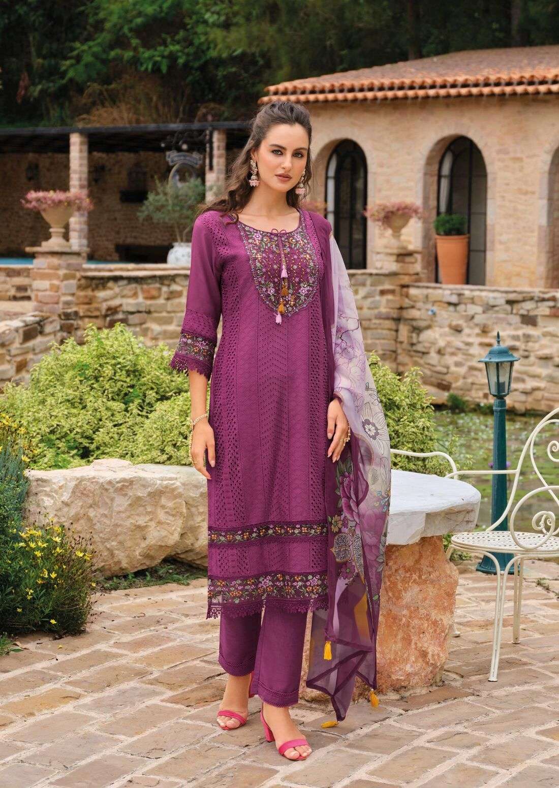 IZHAAR BY LADY LEELA IN PURE MUSLIN FABRIC LUXURY FESTIVE COLLECTION WITH EMBROIDERY 