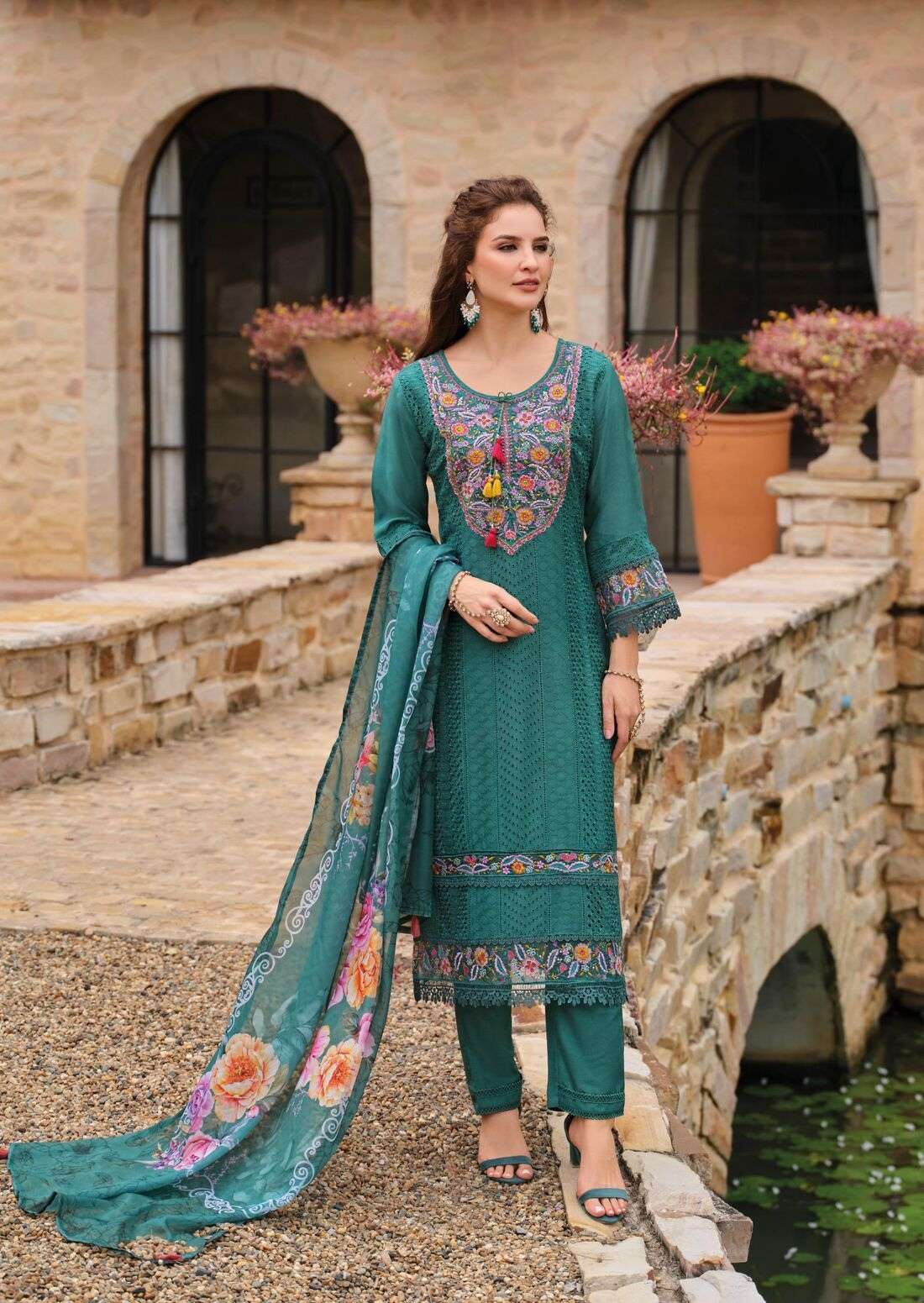 IZHAAR BY LADY LEELA IN PURE MUSLIN FABRIC LUXURY FESTIVE COLLECTION WITH EMBROIDERY 