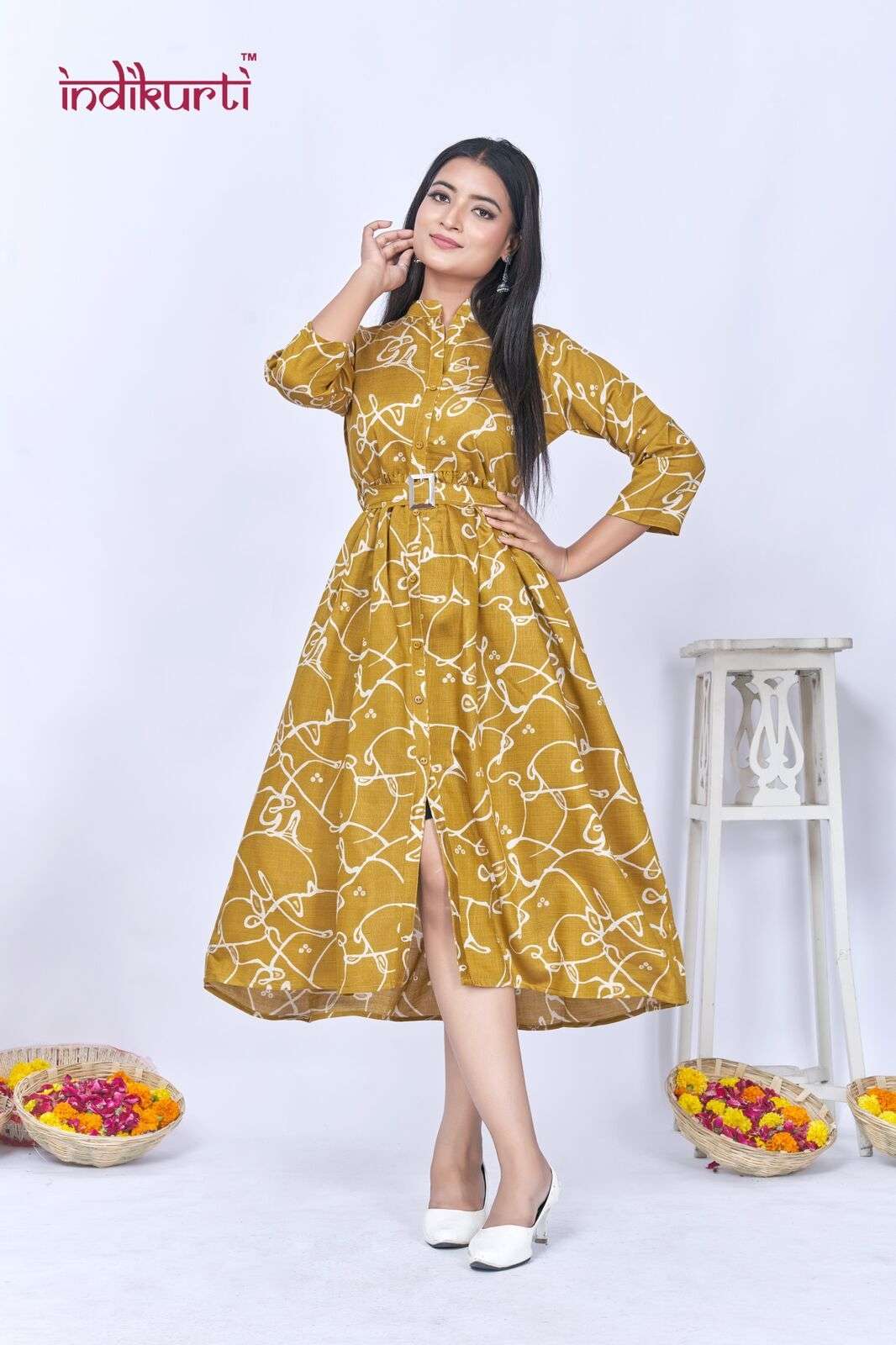 JHALAK BY INDIKURTI IN VERTICAN FOIL PRINT GOWN STYLE TUNICS WITH BELT 