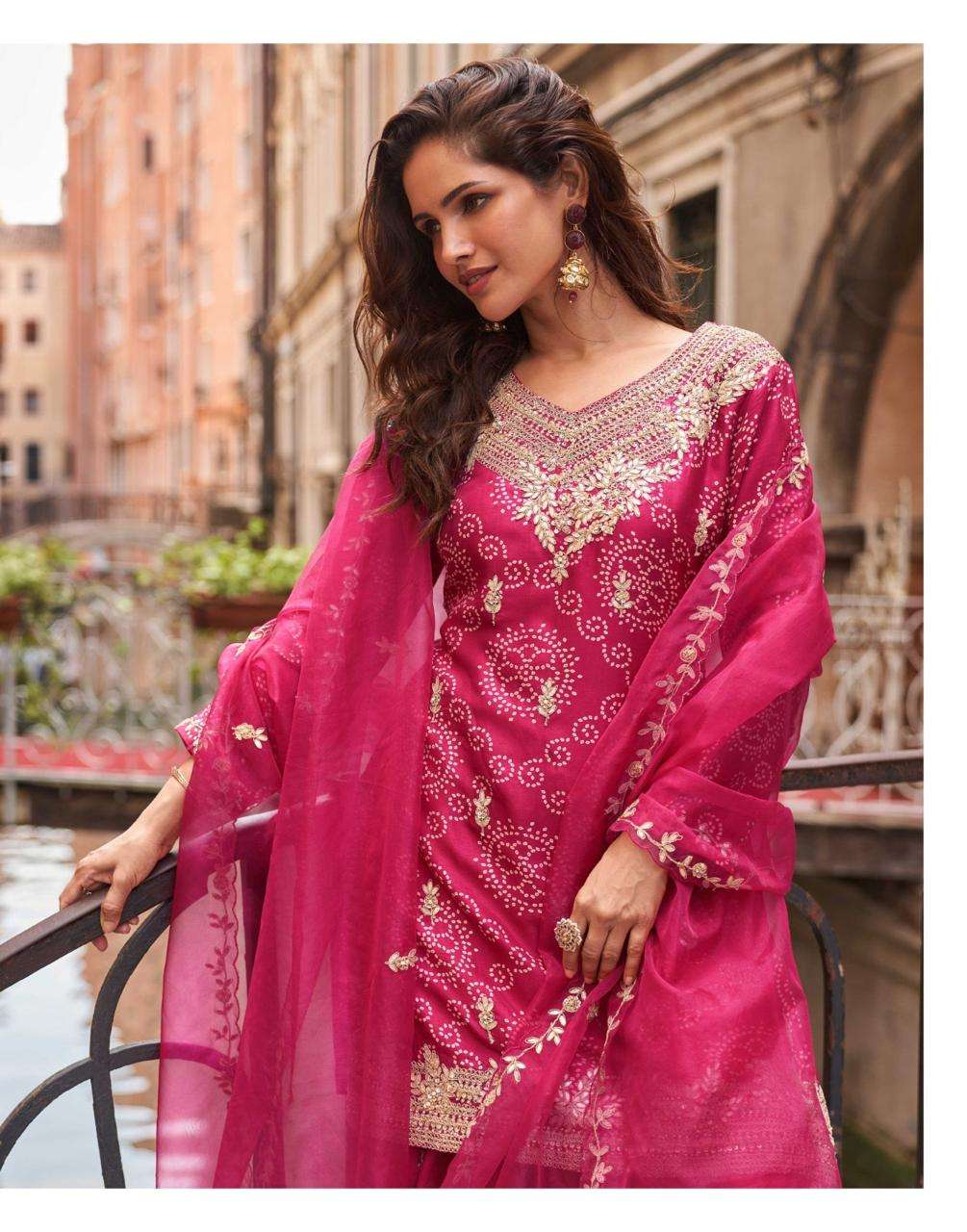 MEENA BY SAYURI DESIGNER IN REAL PREMIUM CHINON SILK WITH EMBROIDERED WORK 