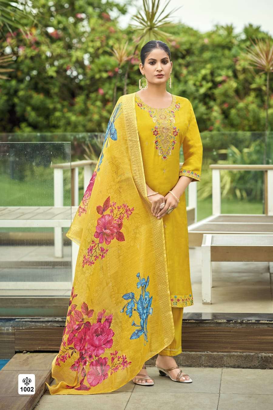 MEHER BY OSSM IN PURE VISCOS ROMAN SILK WITH INNER AND HEAVY EMBROIDERY WORK 