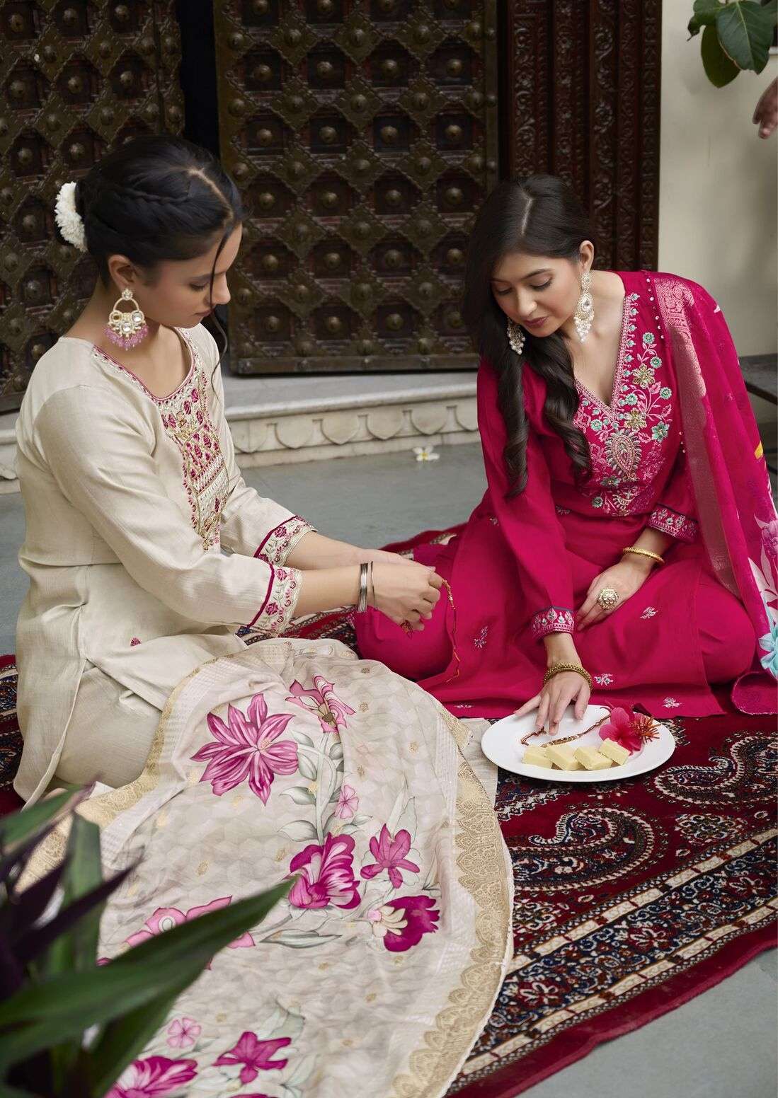 NORA VOL-4 BY KARISSA IN PREMIUM PURE FANCY VISCOSE THREAD HAND KHATLI WORK 