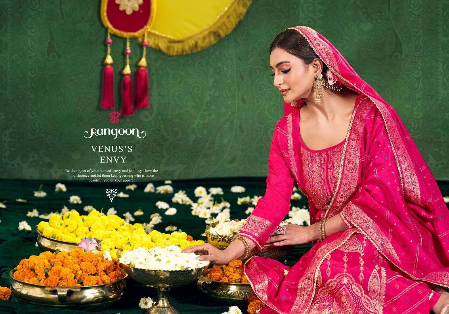 SARAH BY RANGOON IN PURE RUSSIAN JACQUARD WITH KHATLI HANDWORK & FULL COTTON MAL INNER 