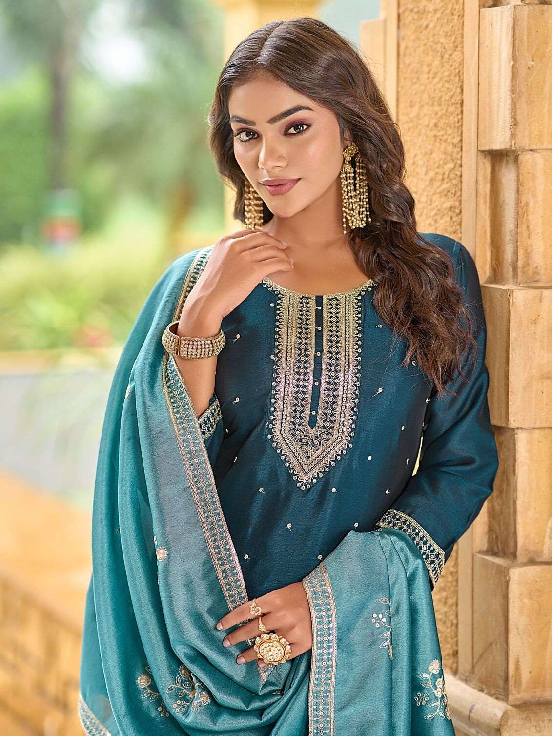 SOYA BY AANCHI IN CRYSTAL SILK FANCY DUPATTA WORK 3 PCS SET STRAIGHT CONCEPT 