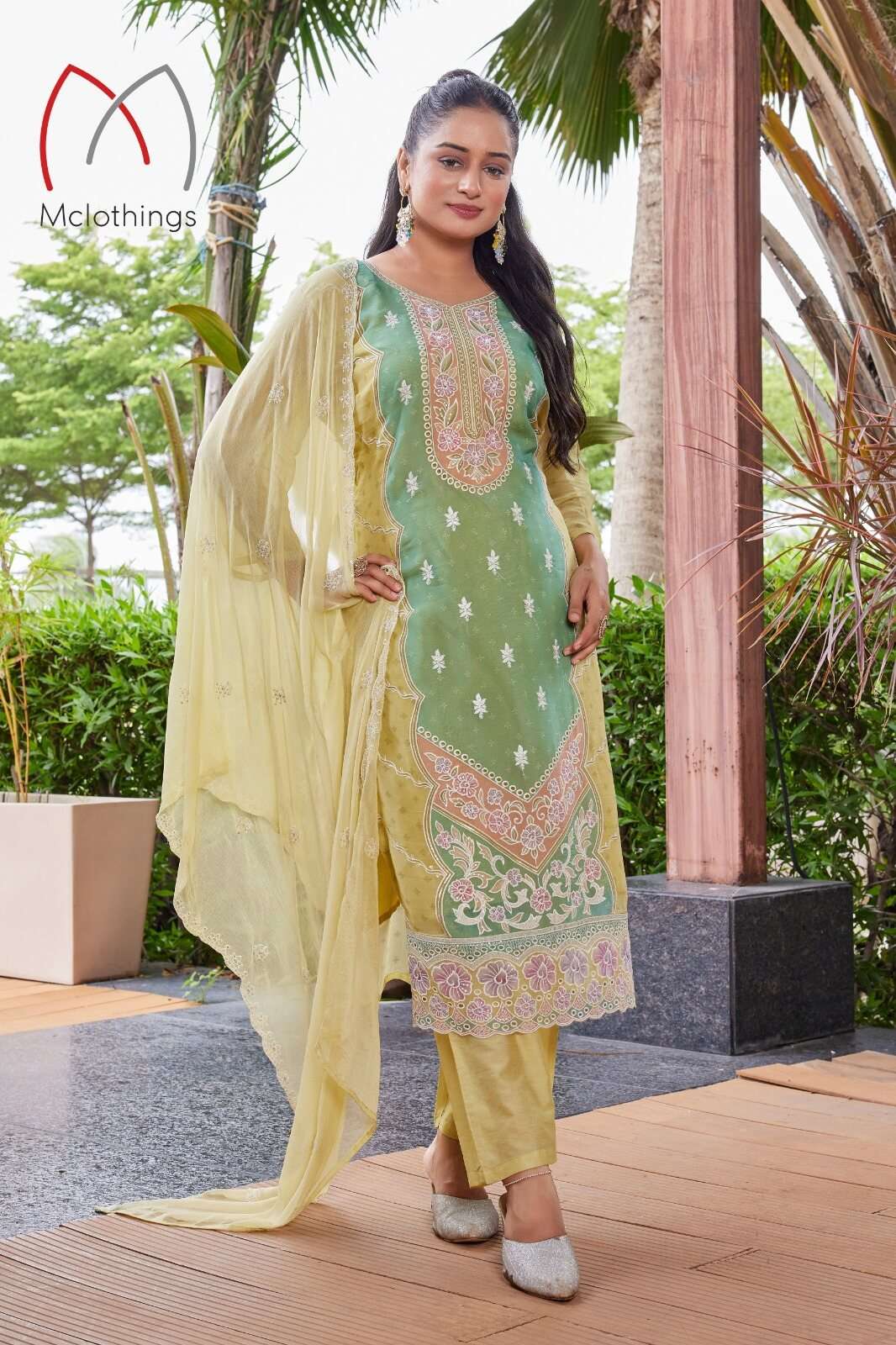 D.NO :- 2817 BY MCLOTHINGS IN VISCOSE SOFT ORGANZA WITH FULL SOFT COTTON INNER 