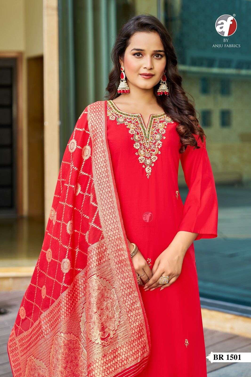 D.NO:- BR 1501 BY ANJU FABRICS IN MODAL SILK KURTI PANT WITH HEAVY JACQUARD DUPATTA