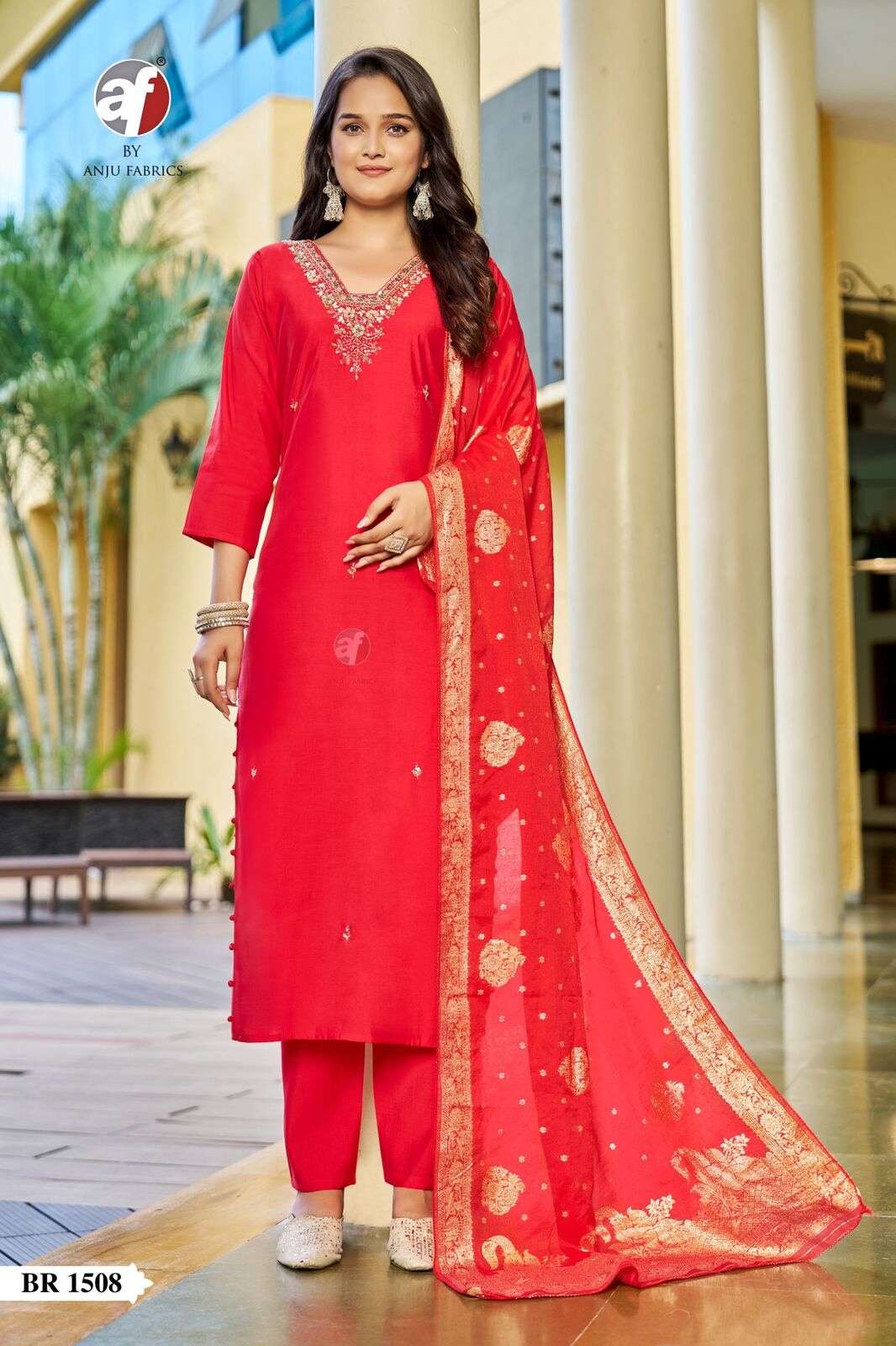 D.NO:- BR 1508 BY ANJU FABRICS IN MODAL SILK KURTI PANT WITH HEAVY JACQUARD DUPATTA