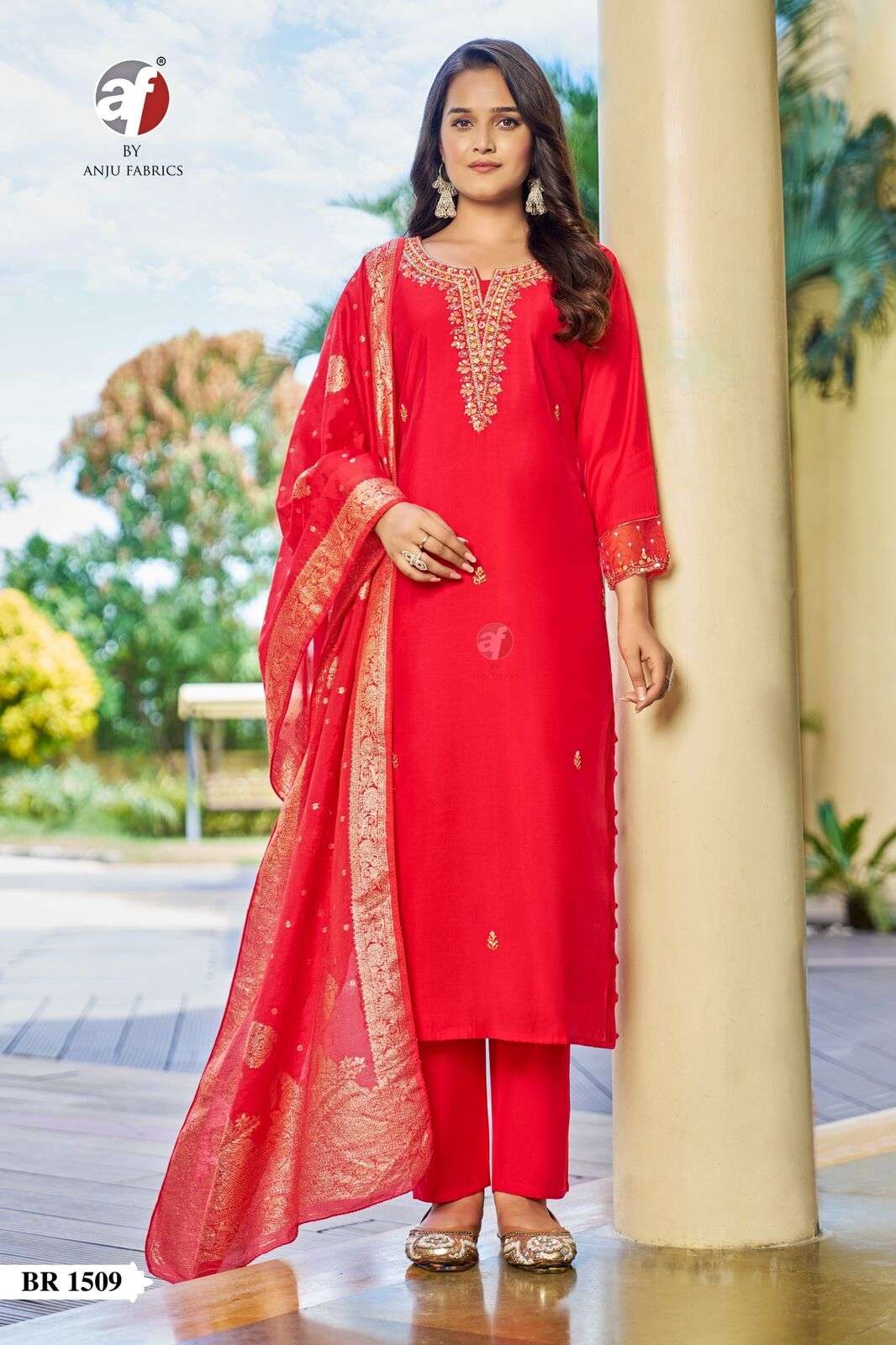 D.NO:- BR 1509 BY ANJU FABRICS IN MODAL SILK KURTI PANT WITH HEAVY JACQUARD DUPATTA