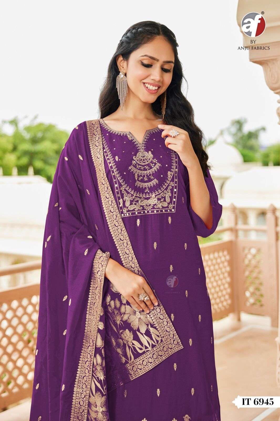 D.NO:- IT 6945 BY ANJU FABRICS IN PURE DOLA SILK WITH JACQUARD KURTI PANT WITH DUPATTA 