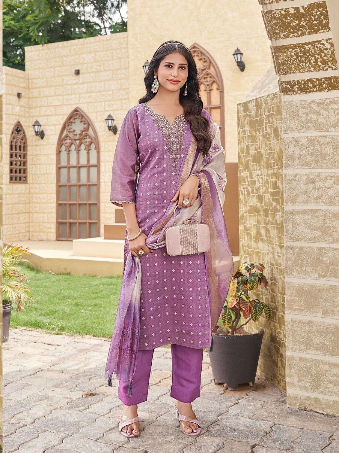 DEVI BY AANCHI IN PURE SHIMMER JACQUARD WITH ANCY DIGITAL PRINT DUPATTA