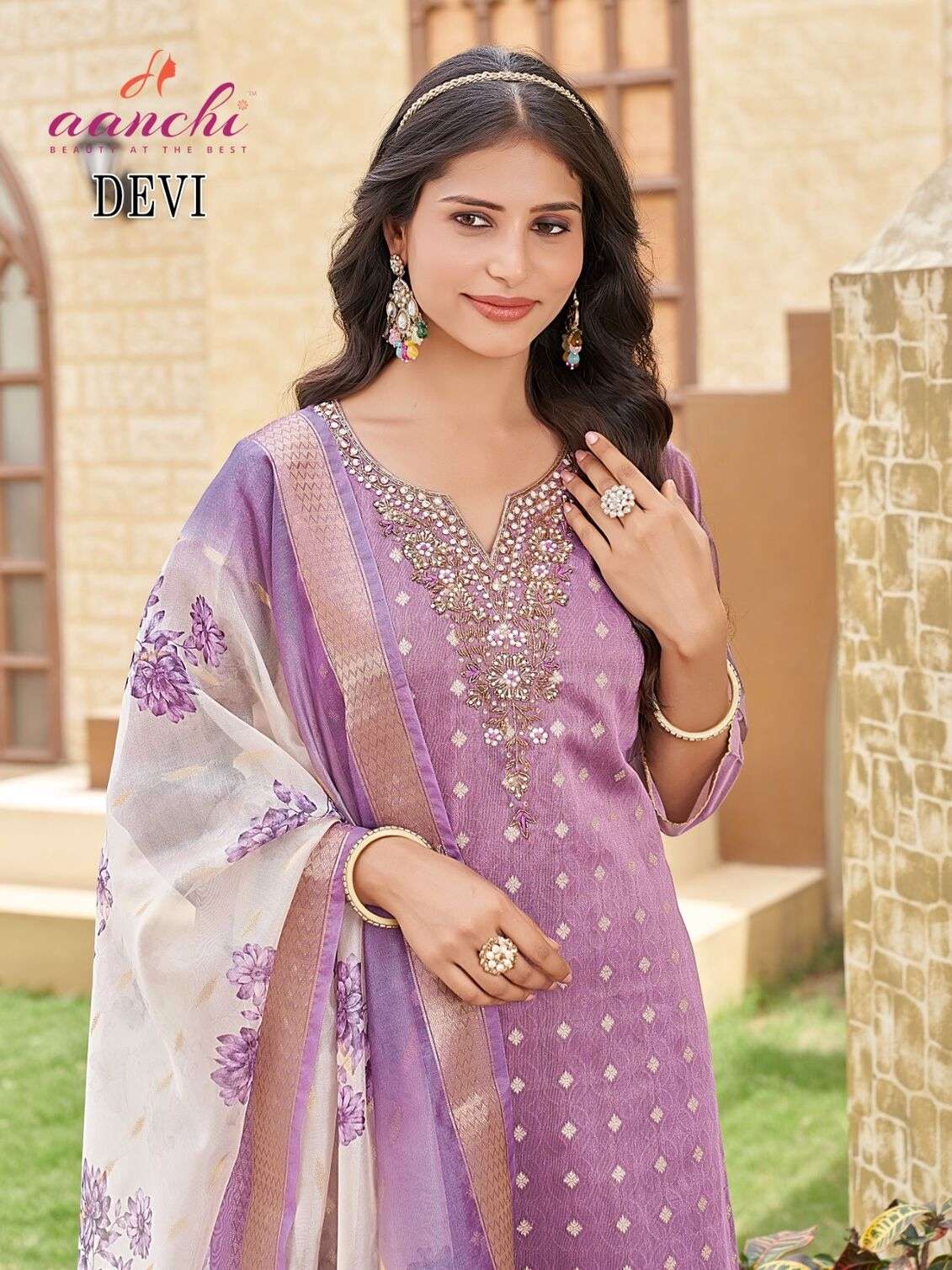 DEVI BY AANCHI IN PURE SHIMMER JACQUARD WITH ANCY DIGITAL PRINT DUPATTA