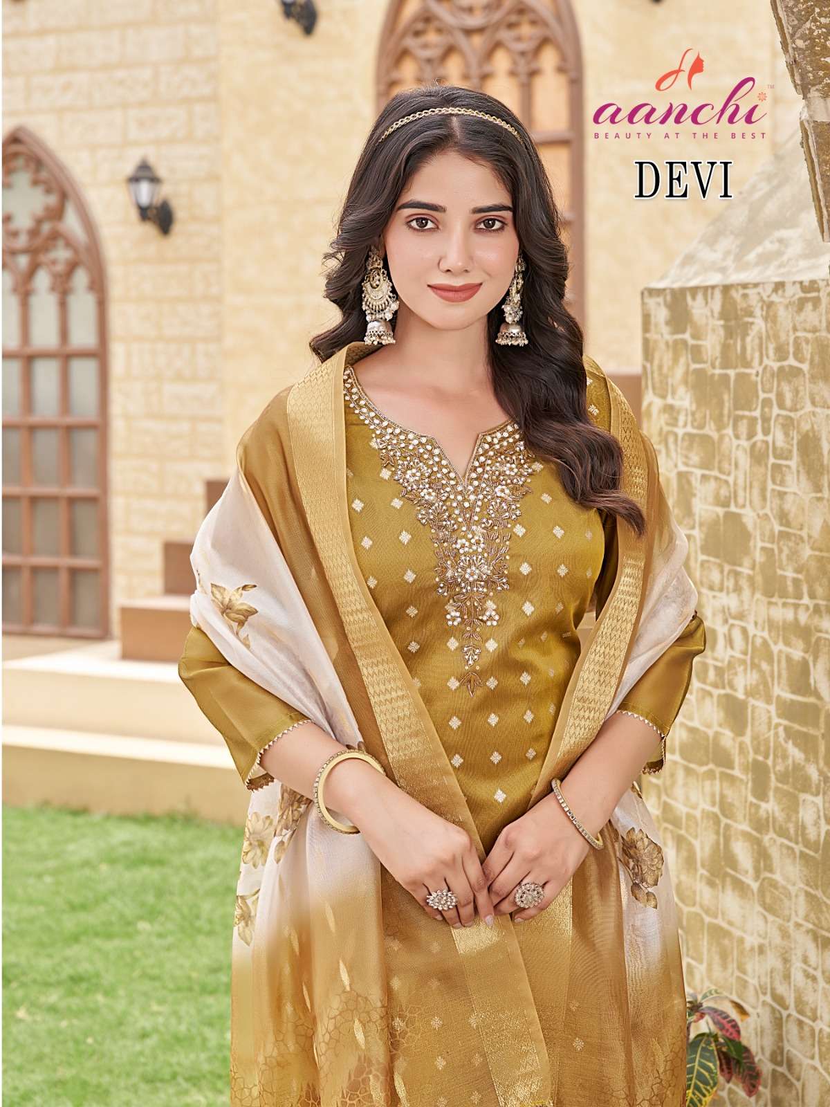 DEVI BY AANCHI IN PURE SHIMMER JACQUARD WITH ANCY DIGITAL PRINT DUPATTA