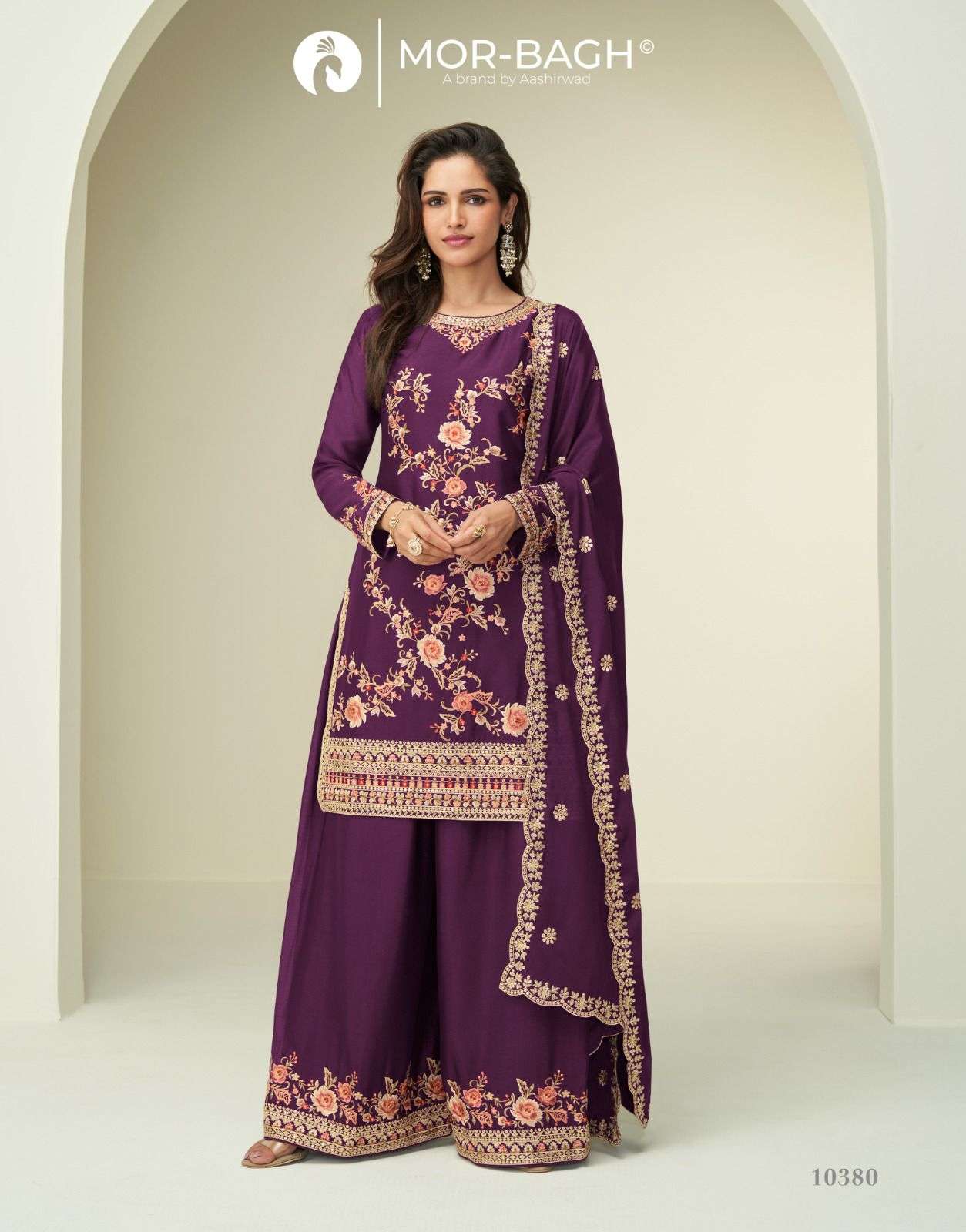GAURI BY AASHIRWAD CREATION IN PREMIUM CHINNON SILK WITH EMBROIDERY WORK 