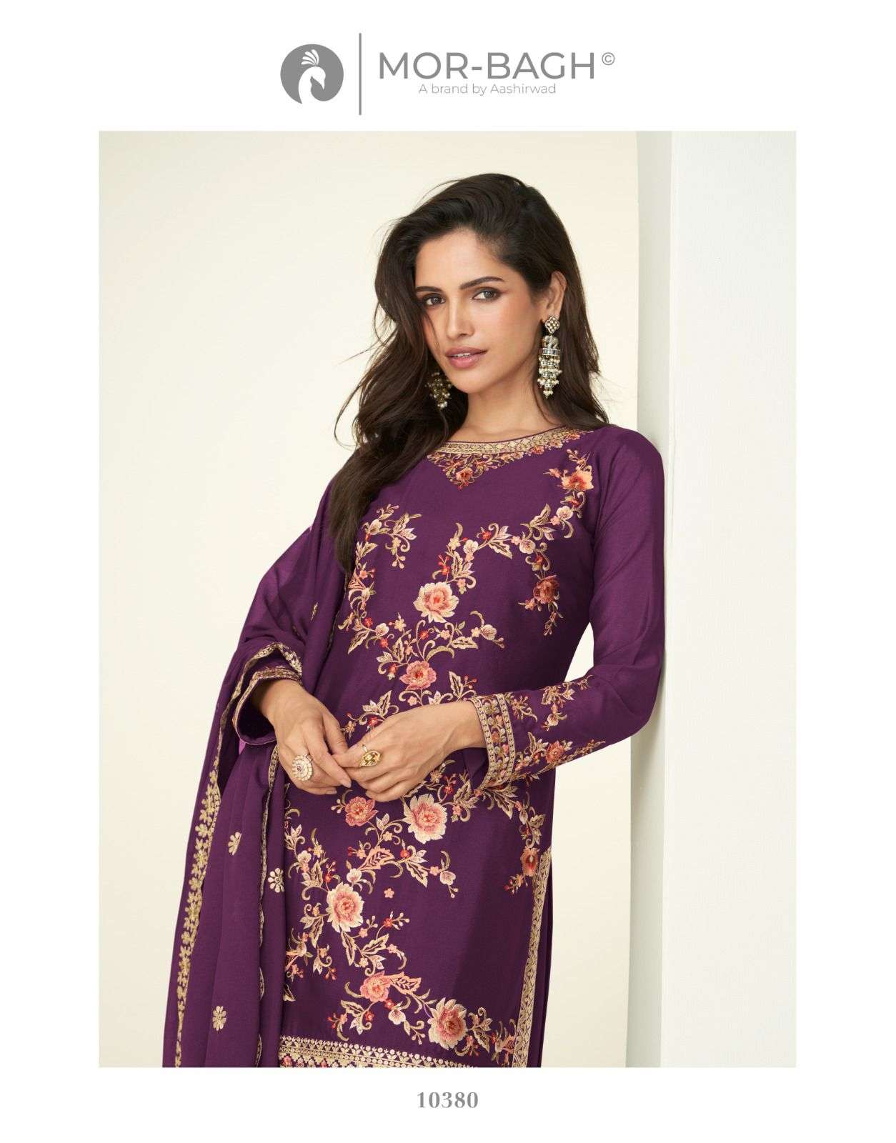 GAURI BY AASHIRWAD CREATION IN PREMIUM CHINNON SILK WITH EMBROIDERY WORK 