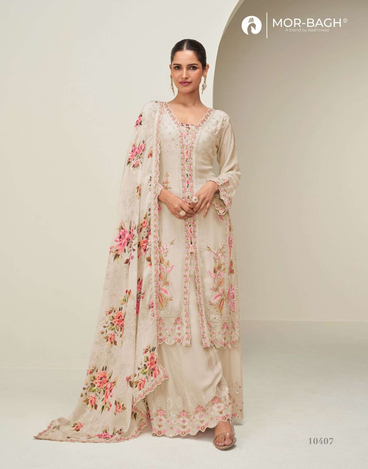 HIDAYA BY AASHIRWAD CREATION IN PREMIUM CHINNON SILK WITH WITH DIGITAL PRINT & WORK 