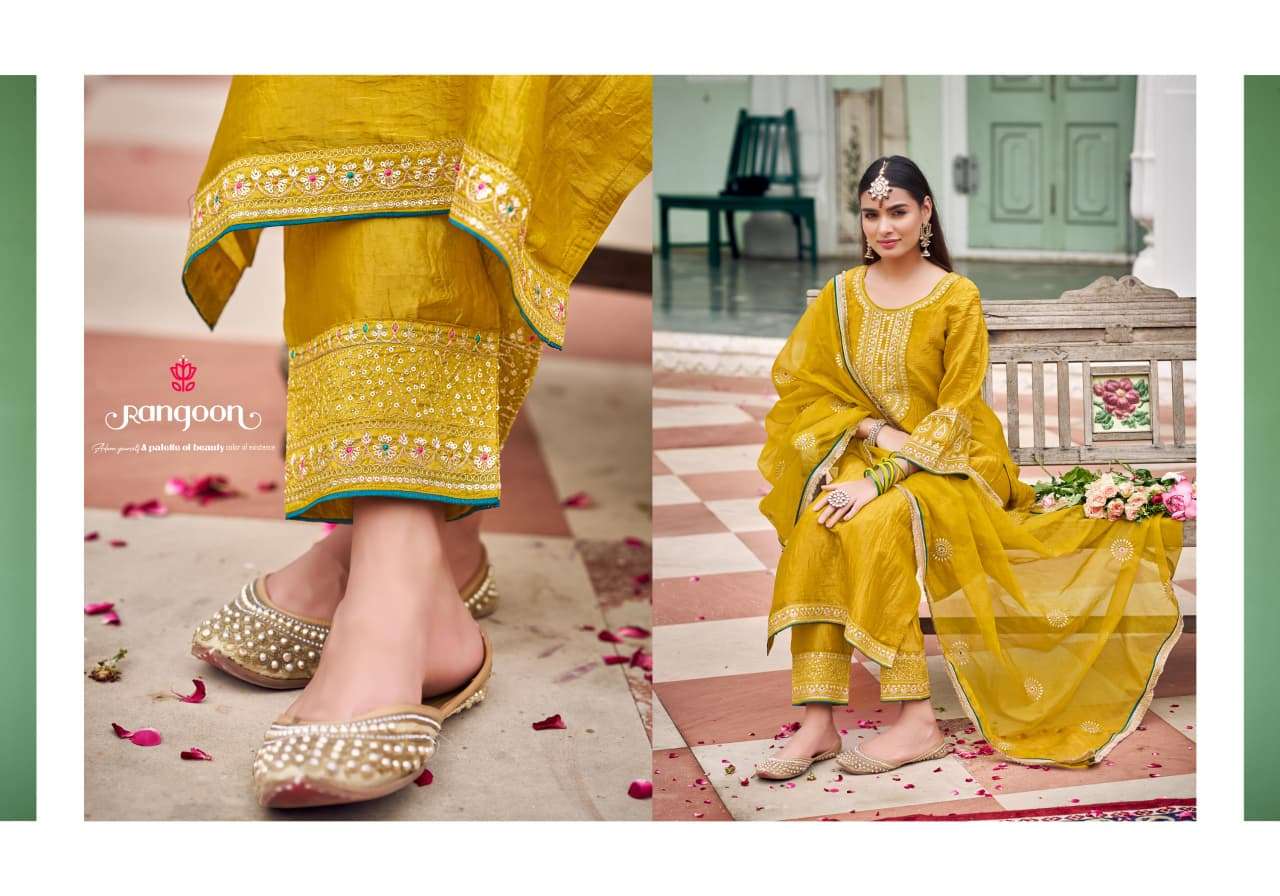 KANKU BY RANGOON IN GOLD CRUSH WITH FANCY WORK AND FULL INNER 