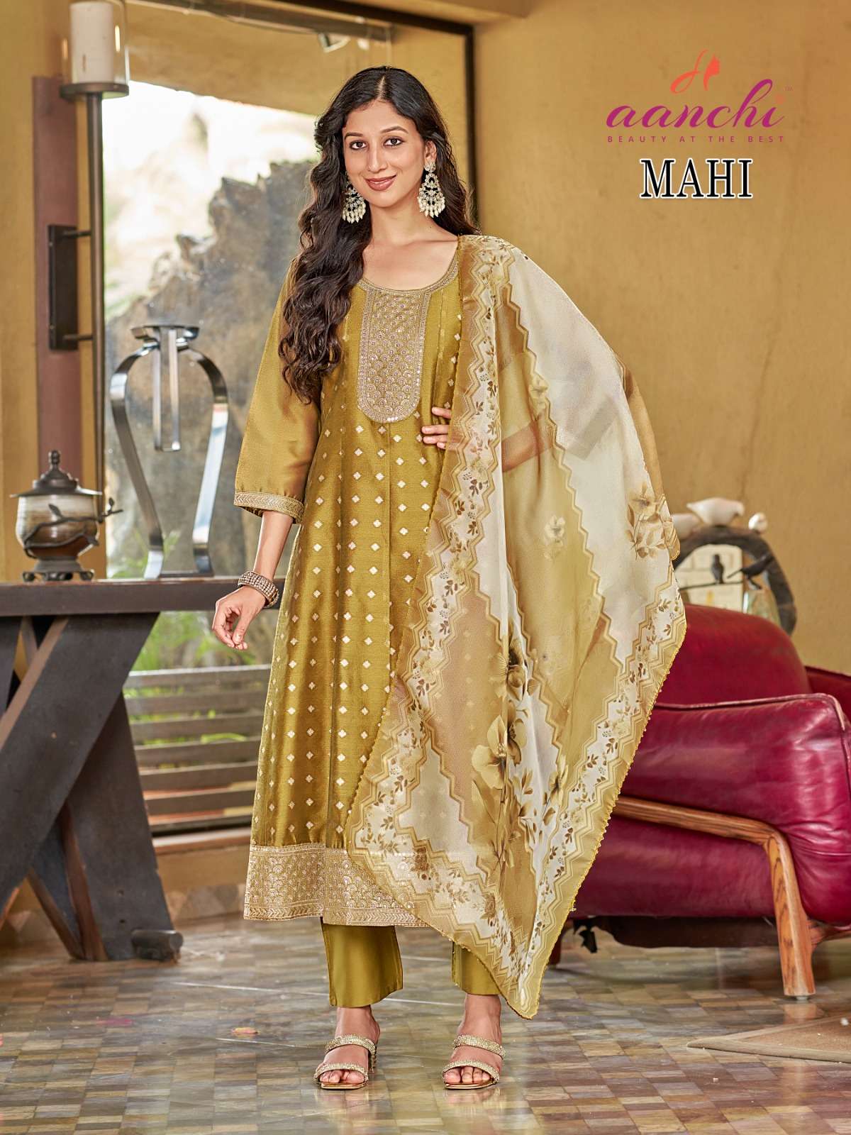 MAHI BY AANCHI IN SHIMMER JACQUARD BUTTI WITH FANCY DIGITAL PRINT DUPATTA