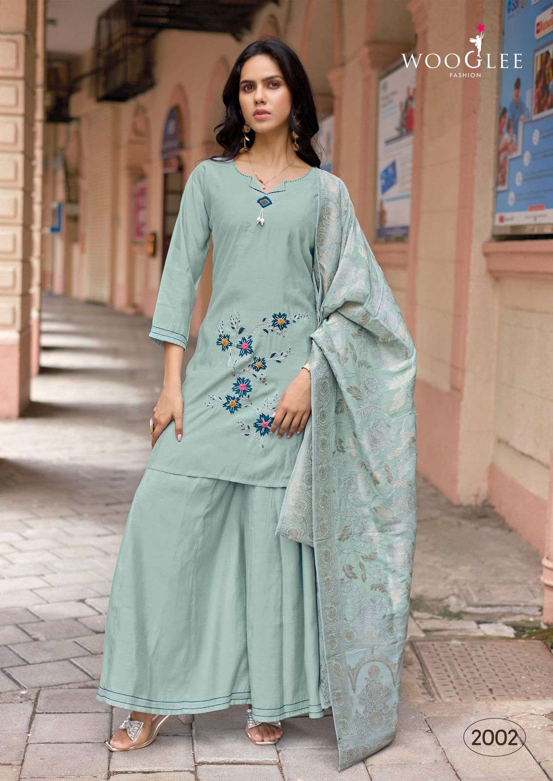 MUSAFIR BY WOOGLEE IN RUSSIAN SILK WITH PURE MUSLIN JACQUARDS DUPATTA AND HANDWORK 