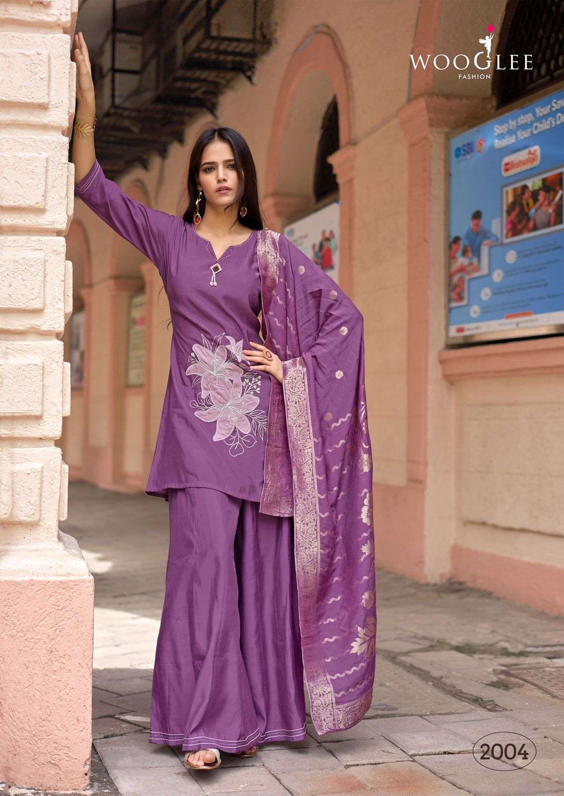 MUSAFIR BY WOOGLEE IN RUSSIAN SILK WITH PURE MUSLIN JACQUARDS DUPATTA AND HANDWORK 