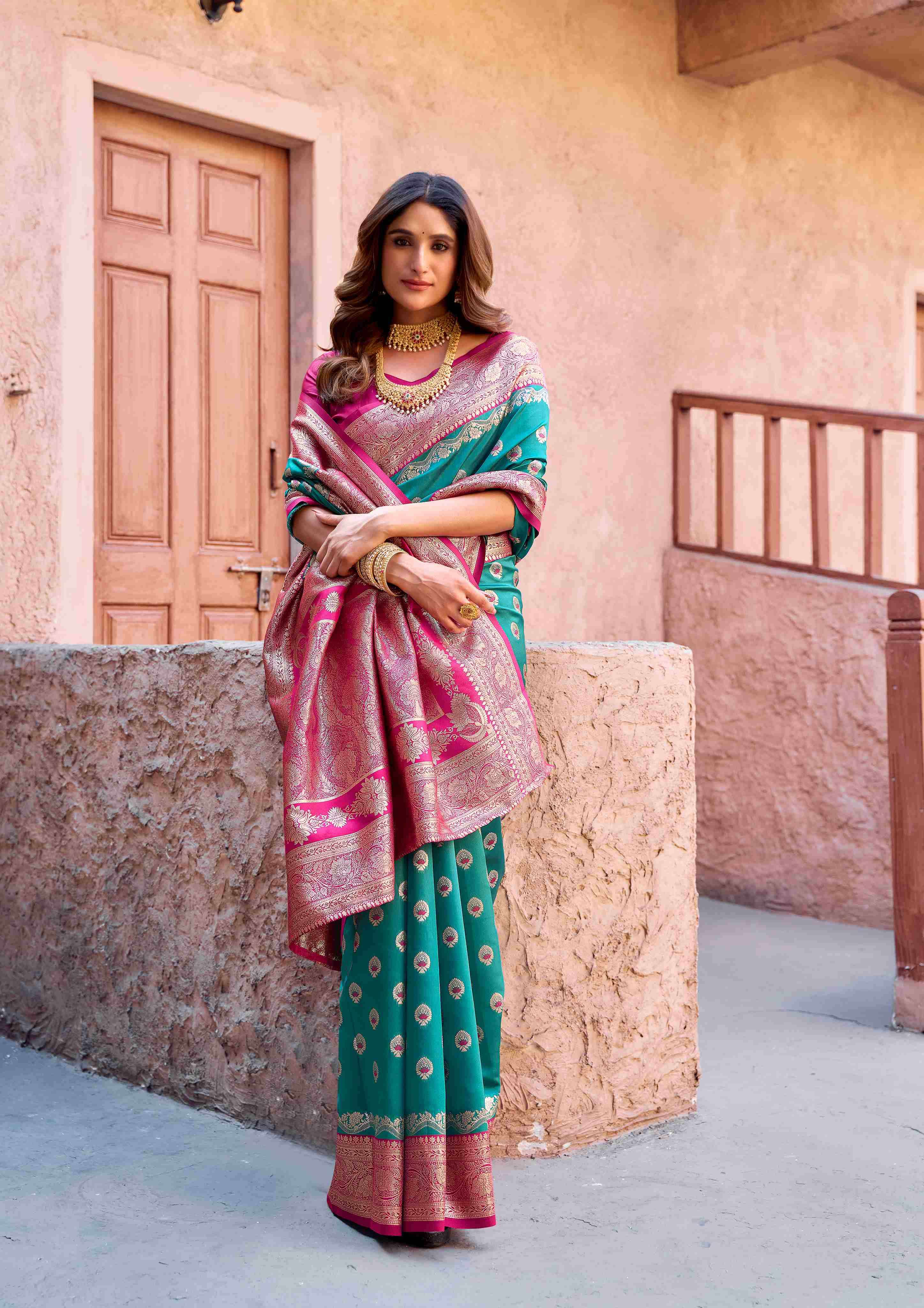 SANVI SILK BY TEXOFAB IN FANCY SILK WITH ZHALLAR 6.30 MTR WITH BLOUSE 